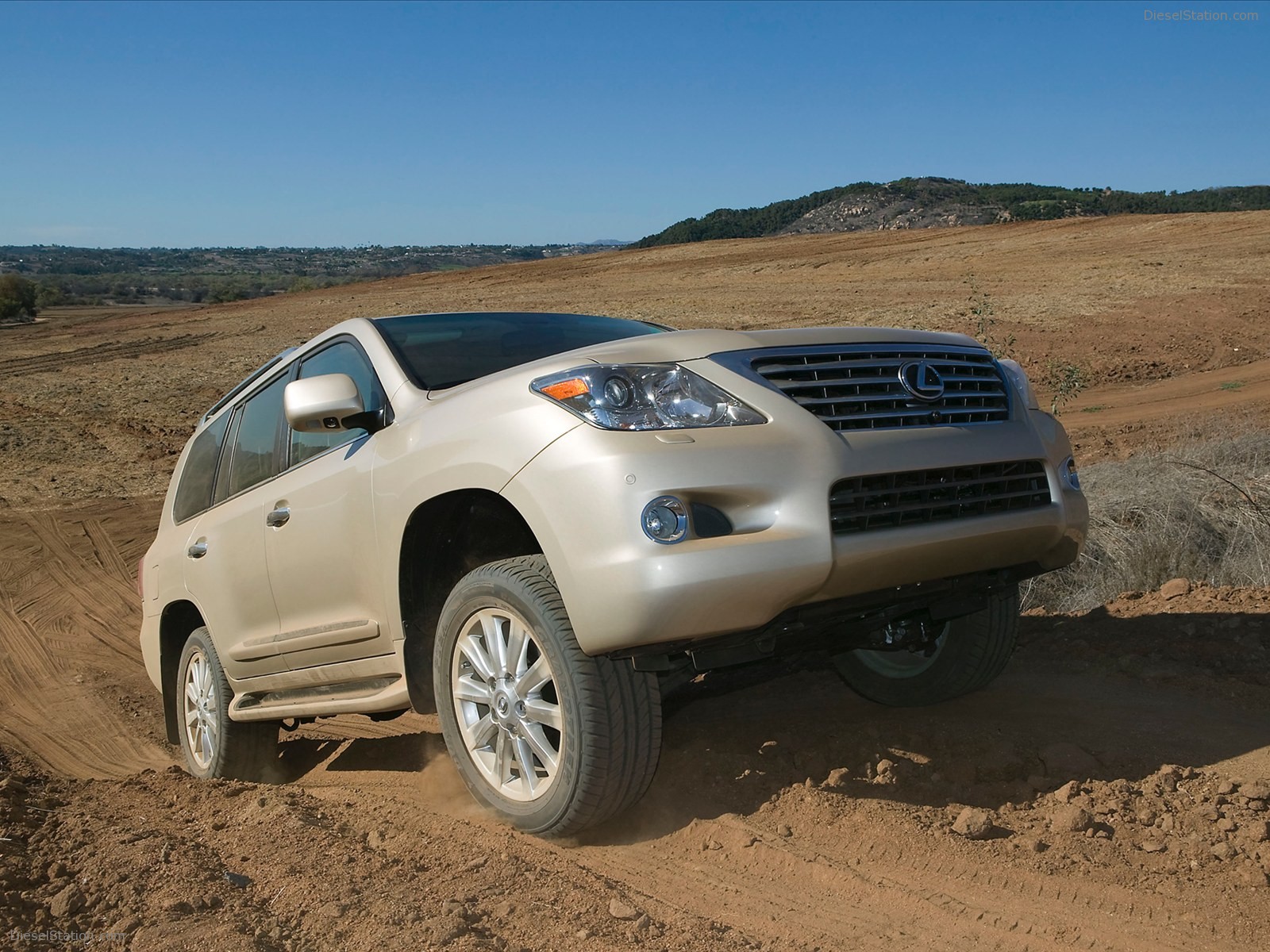 Lexus LX 570 2011