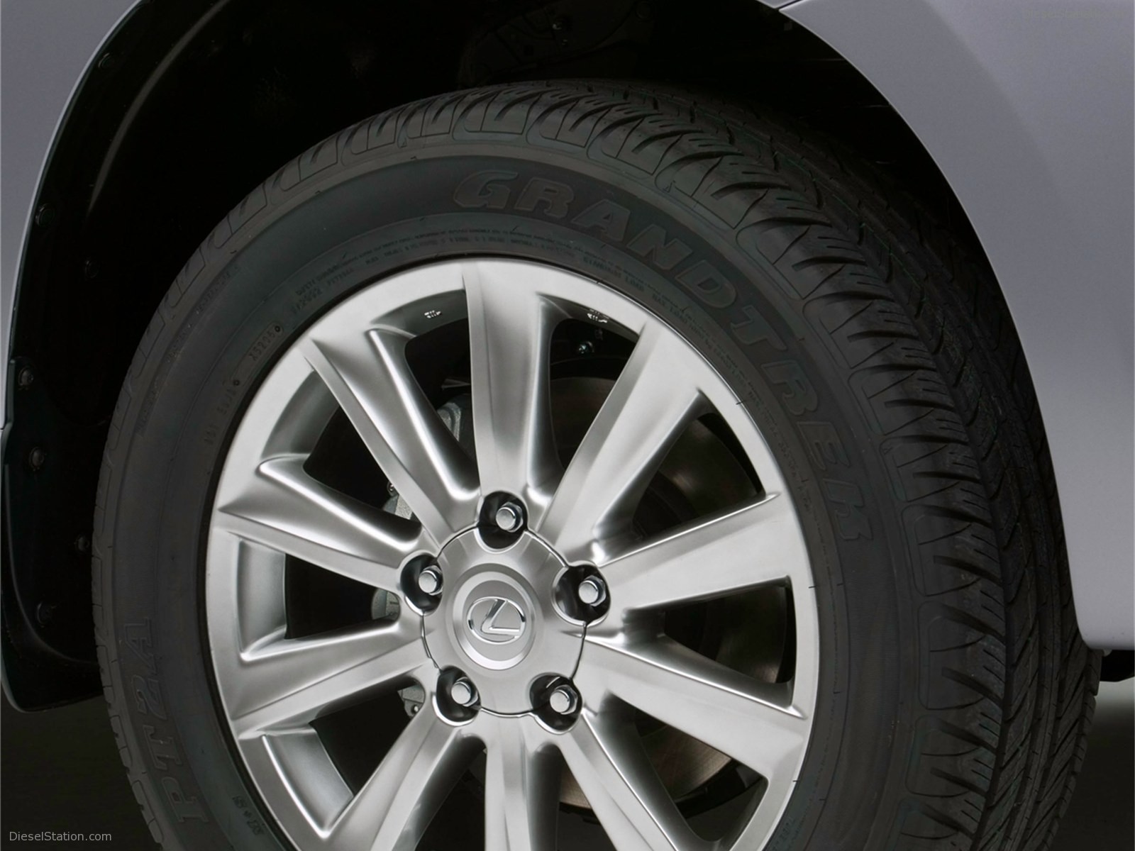 Lexus LX 570 2011