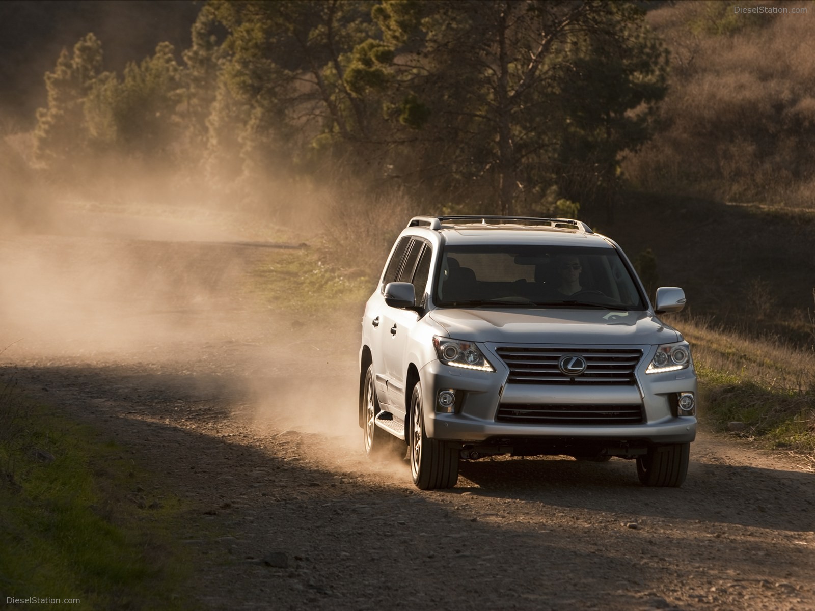 Lexus LX 570 2013