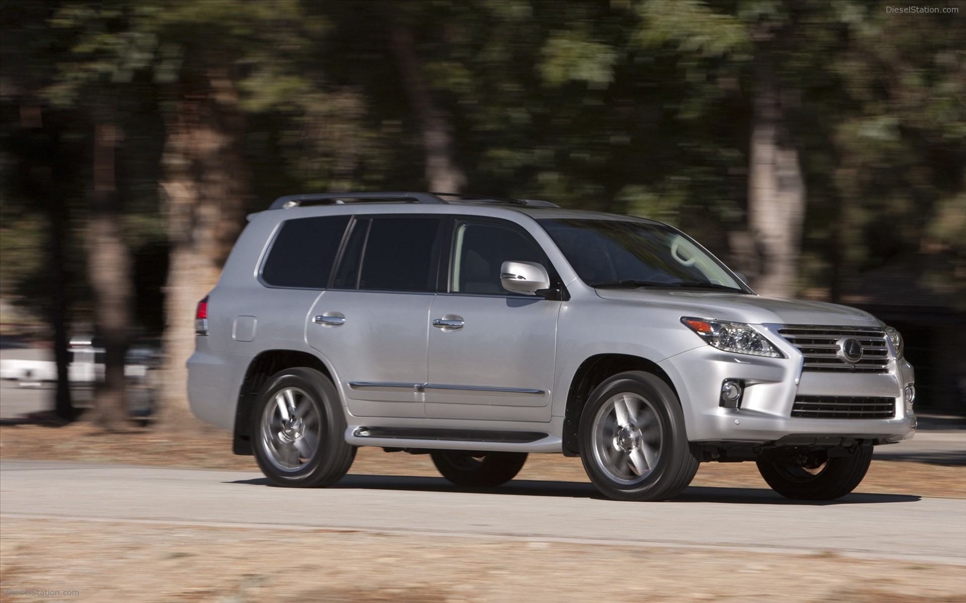 Lexus LX 570 2013