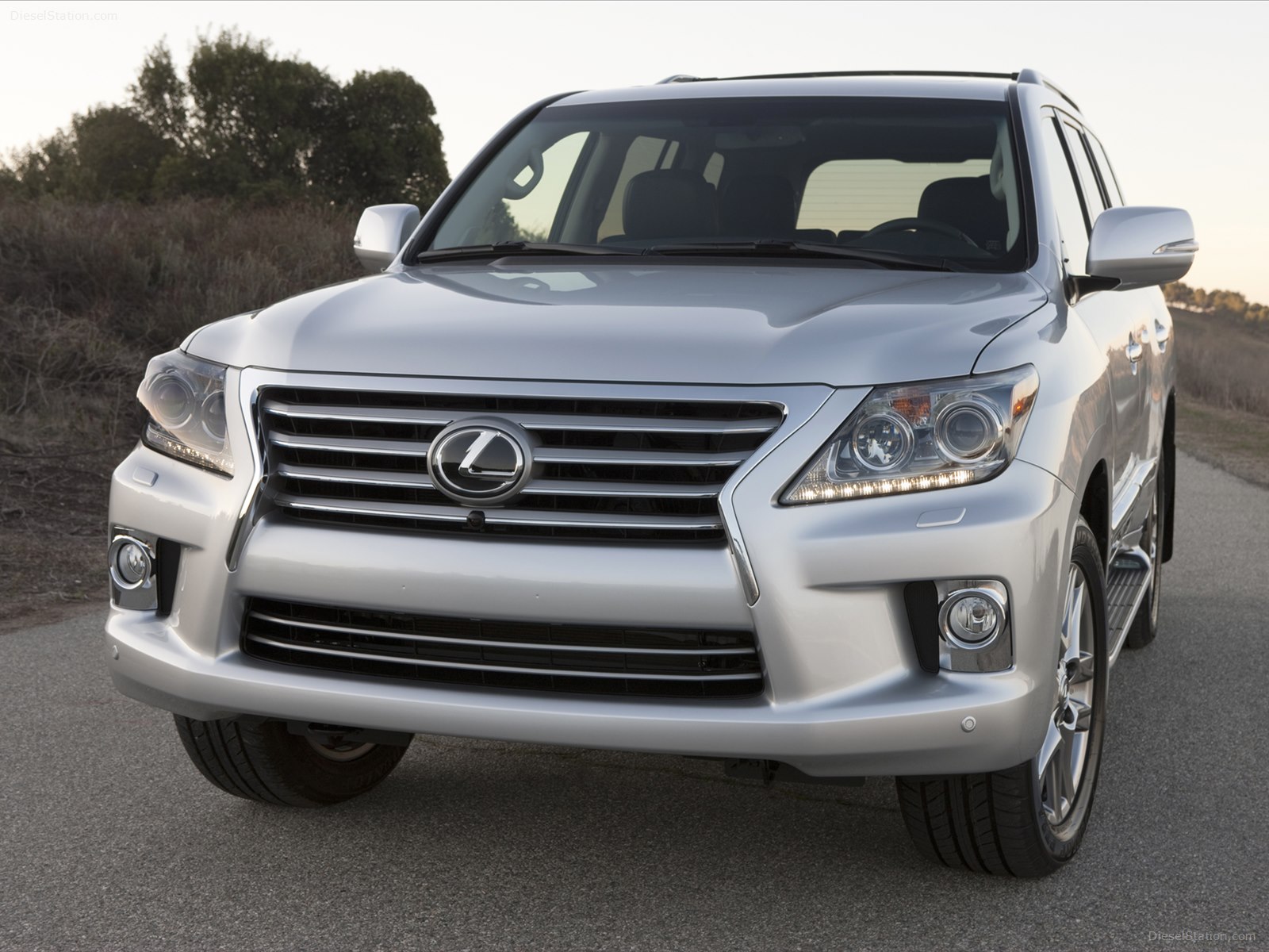 Lexus LX 570 2015