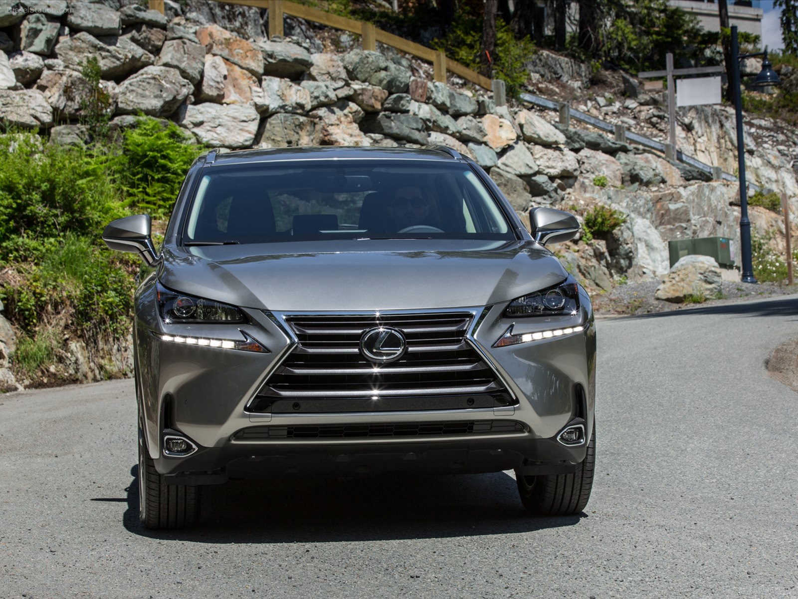 Lexus NX 200t 2015
