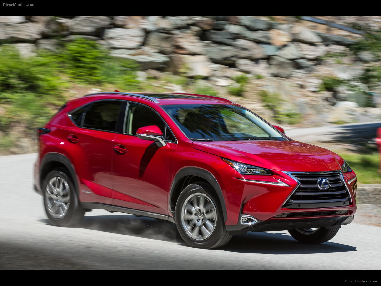 Lexus NX 300h 2015