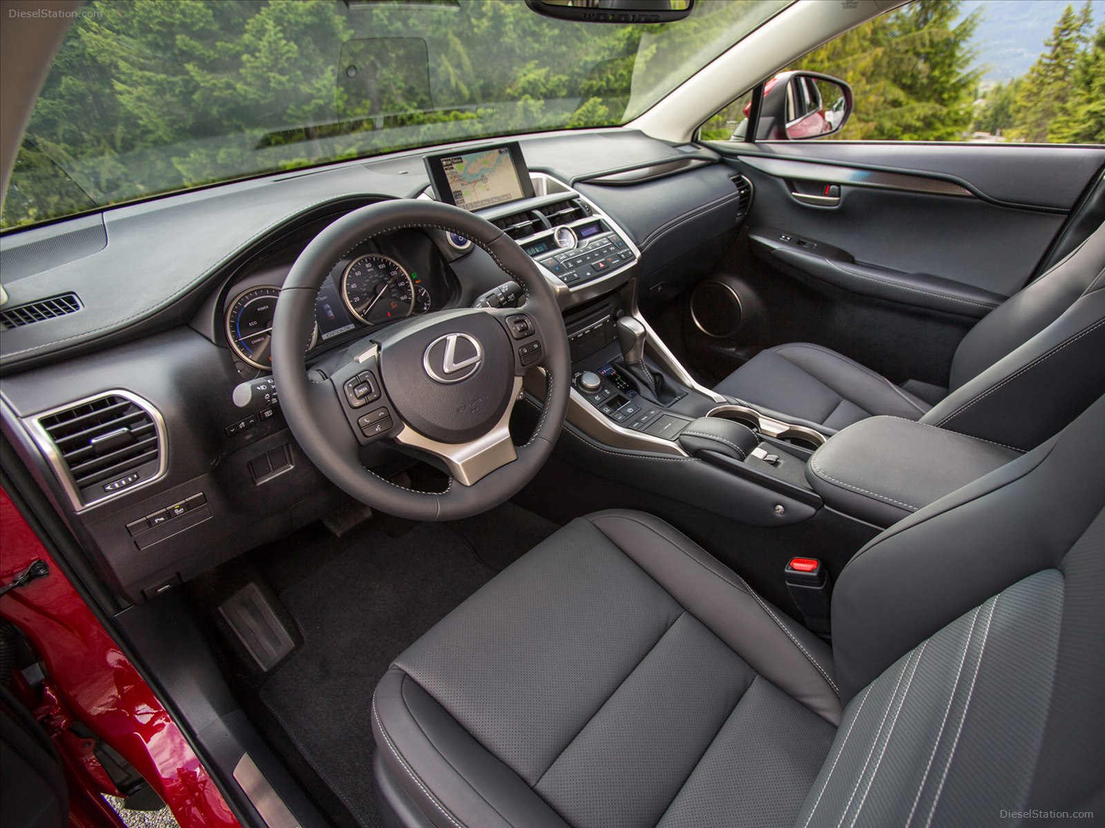 Lexus NX 300h 2015