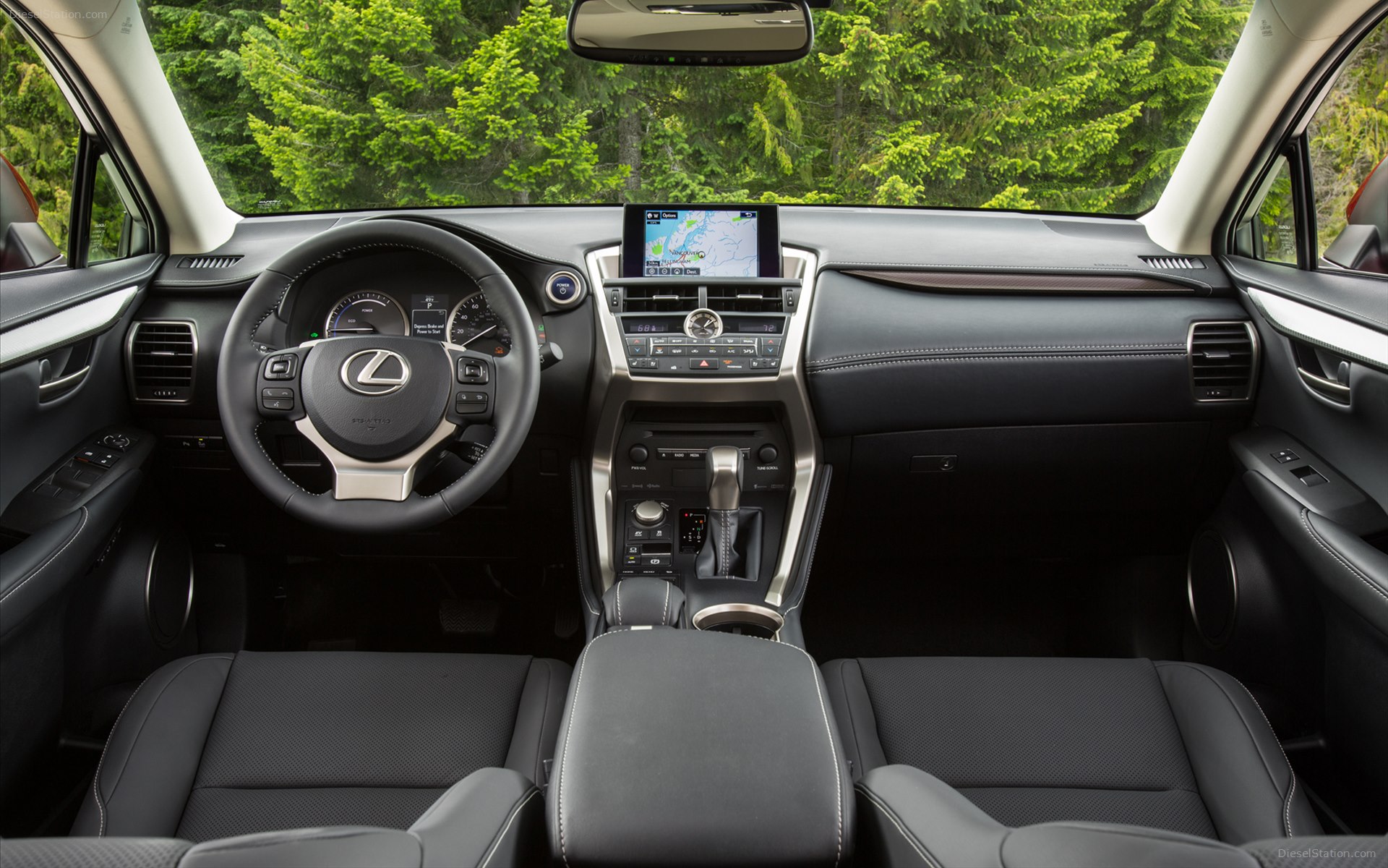 Lexus NX 300h 2015