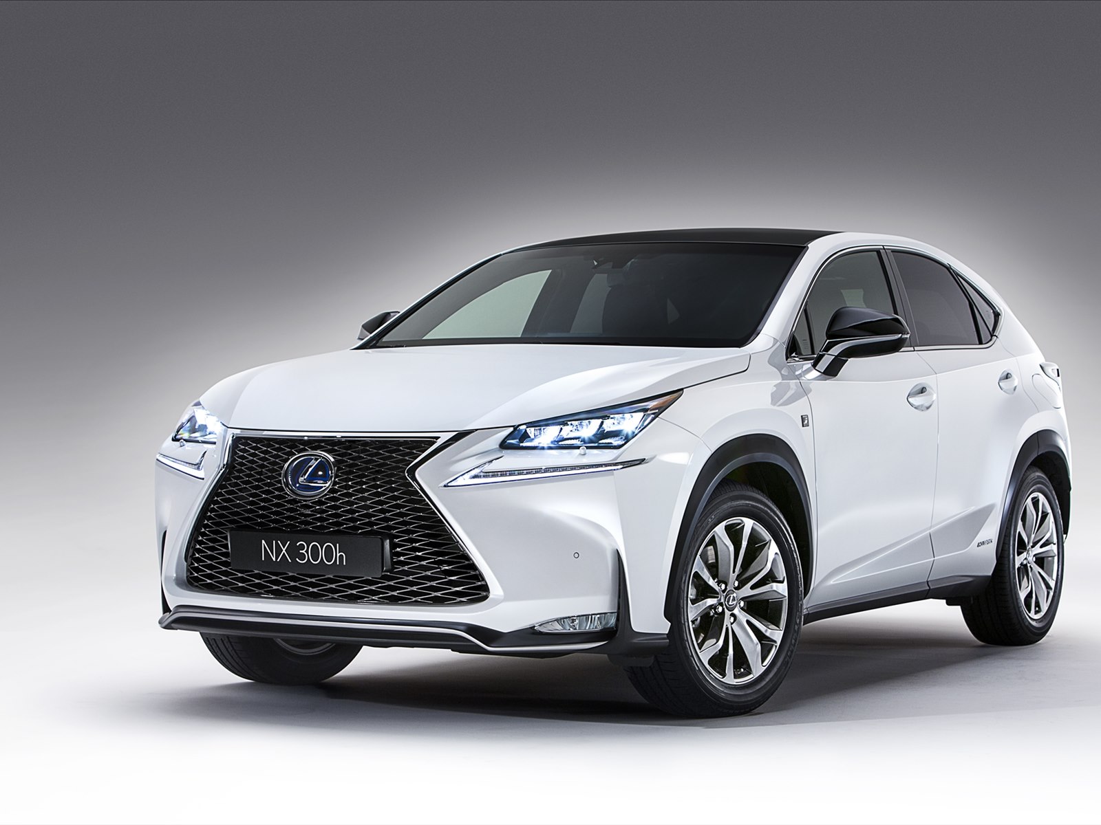 Lexus NX 300h F Sport 2014