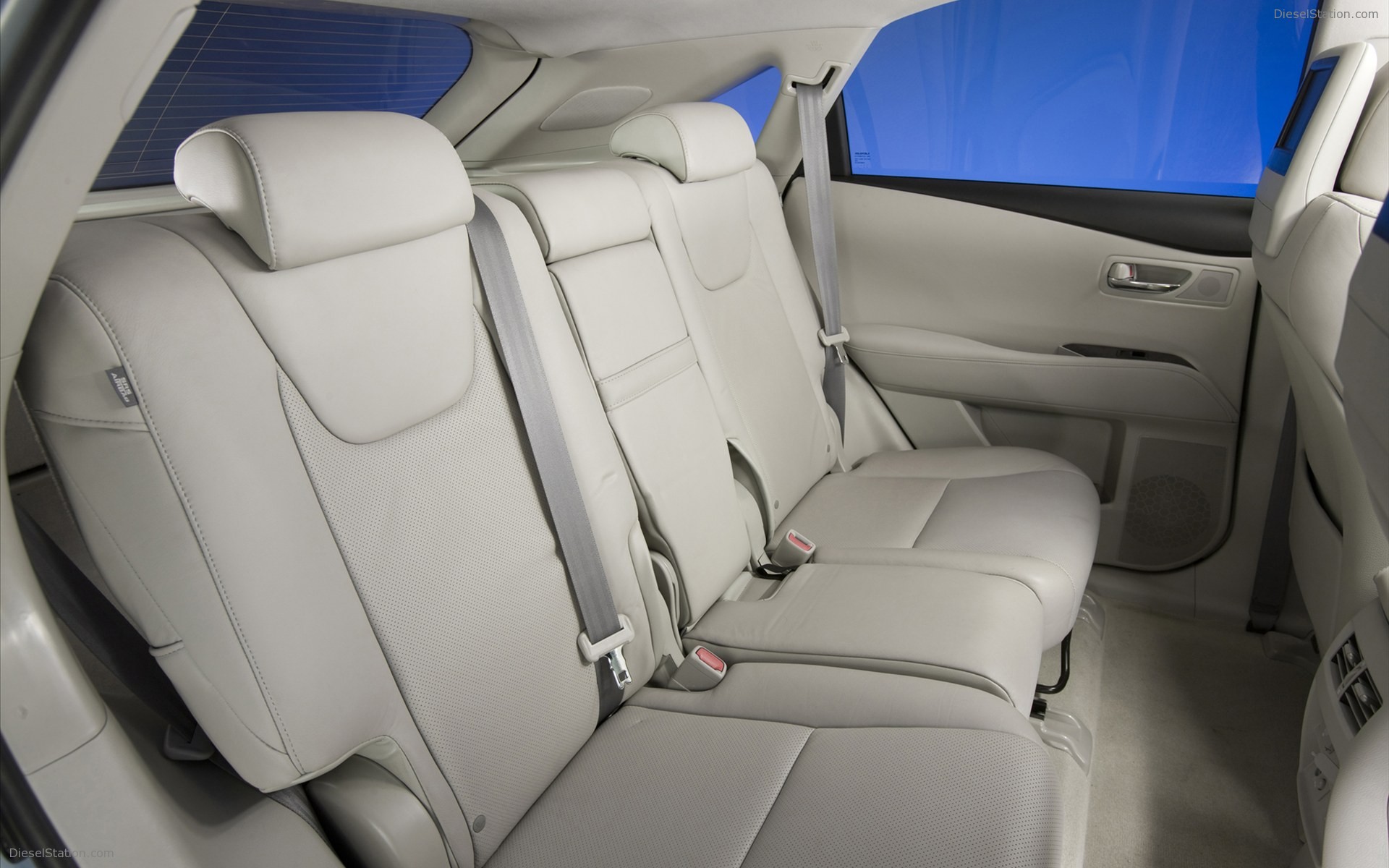 Lexus RX 450h 2011
