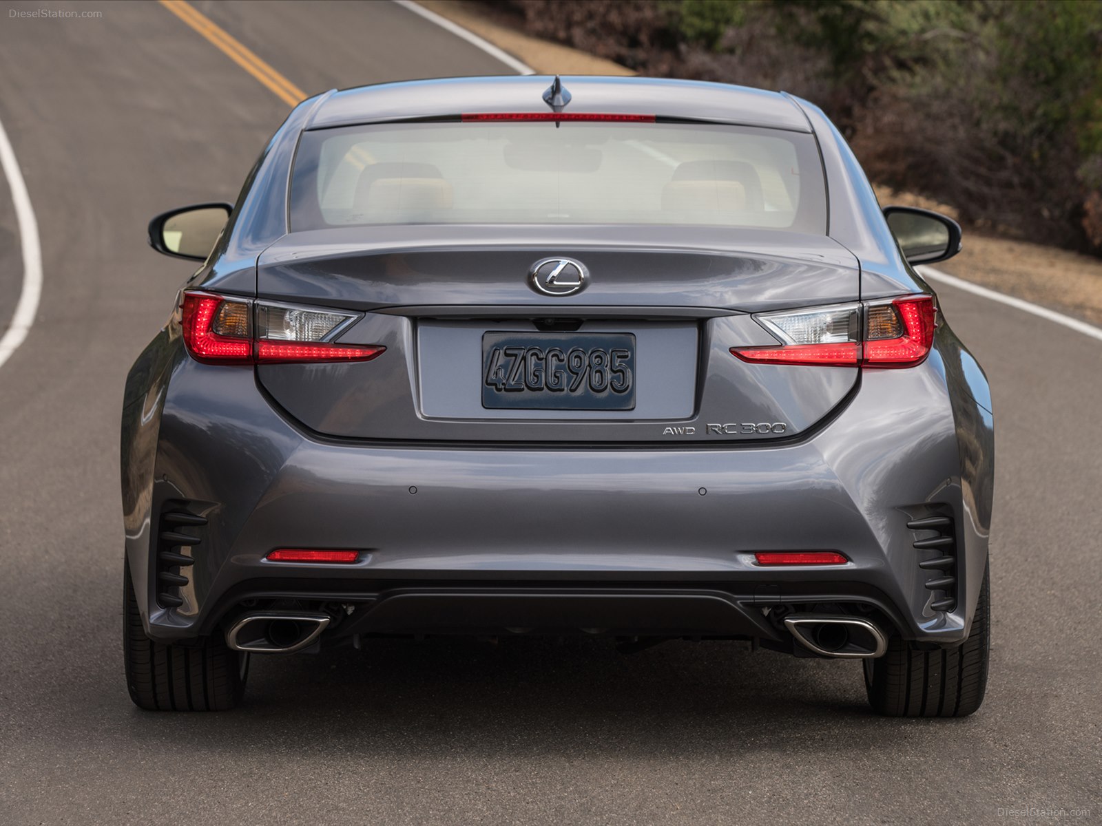 Lexus RC 300 AWD 2016
