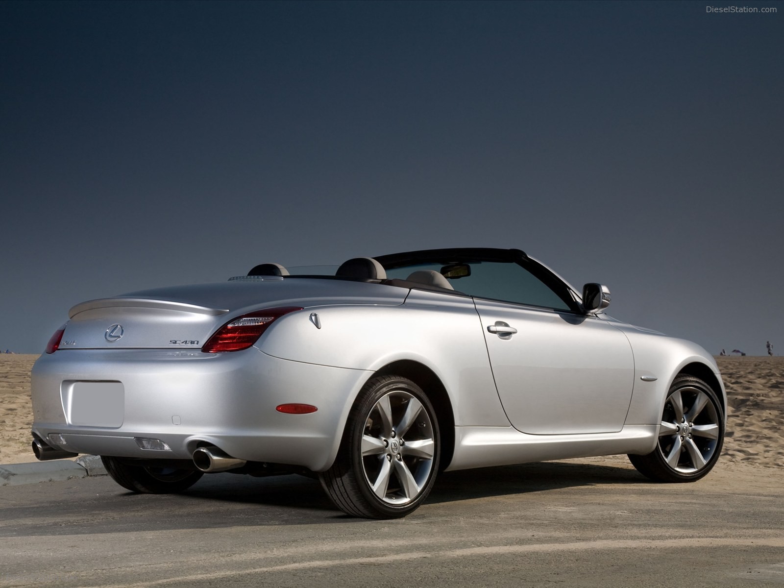 Lexus  SC 430 2010