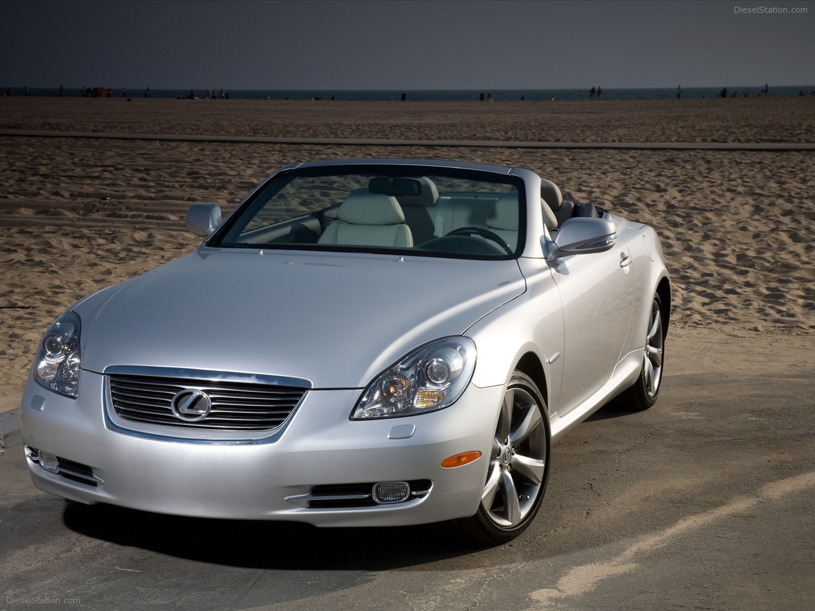 Lexus  SC 430 2010