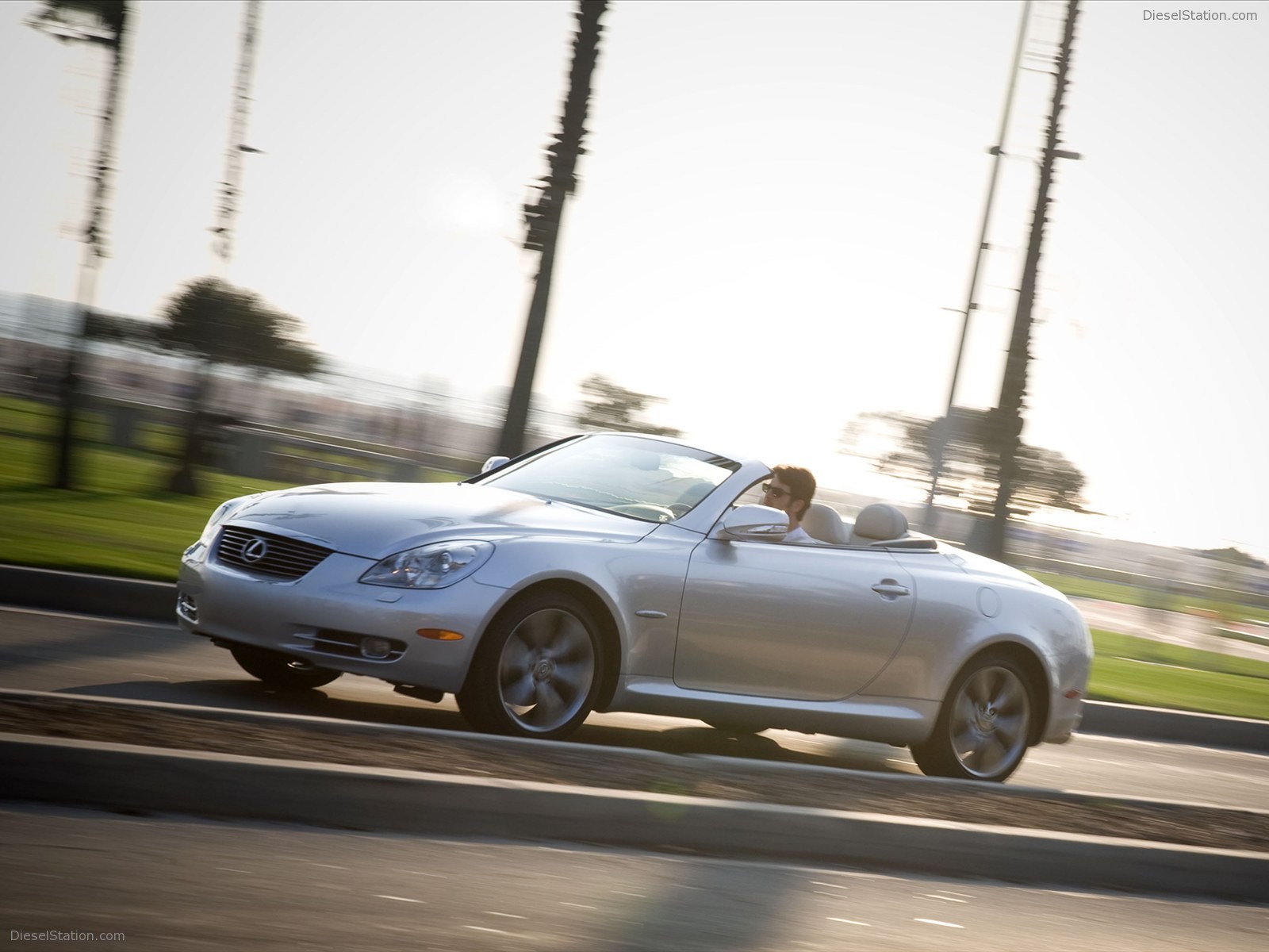 Lexus  SC 430 2010