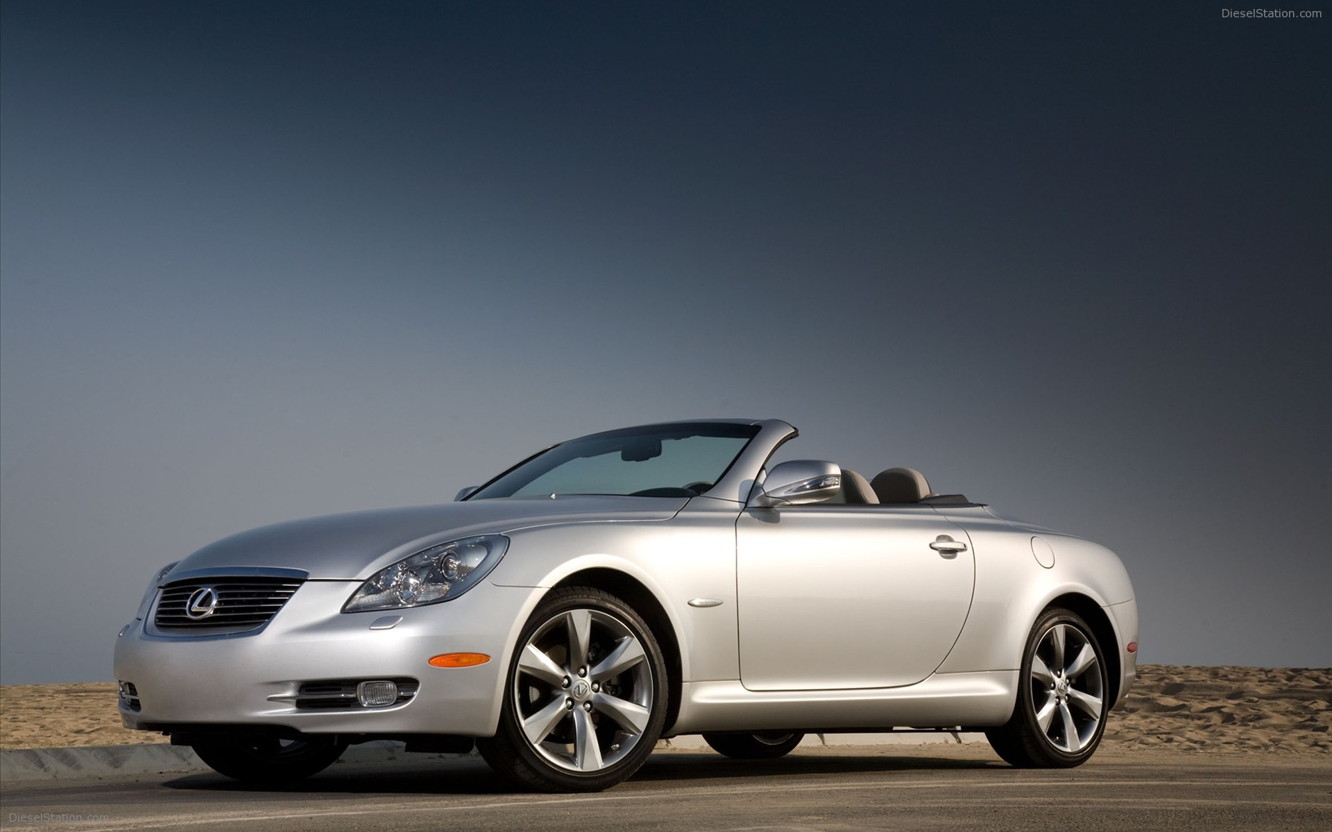 Lexus  SC 430 2010