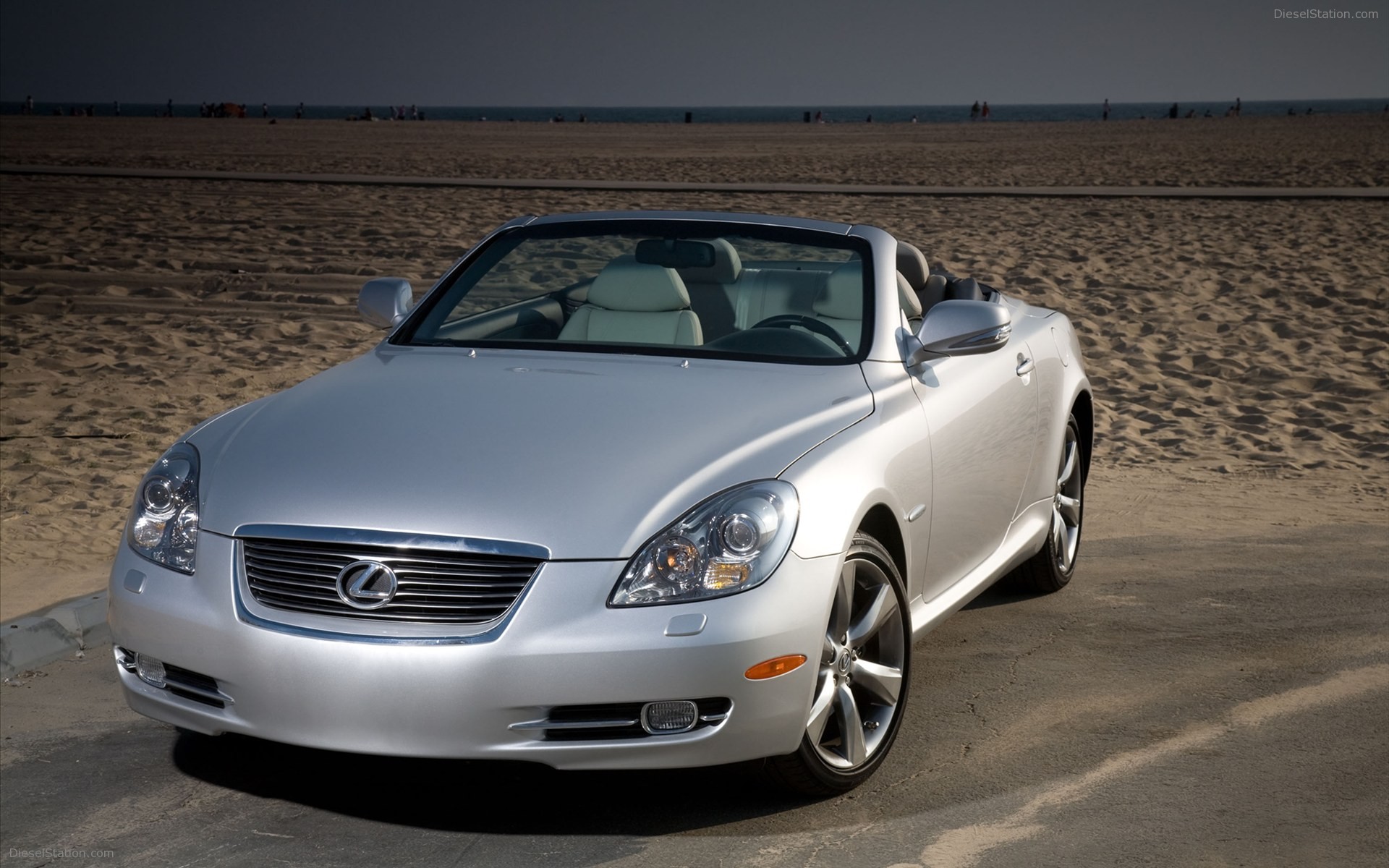 Lexus  SC 430 2010