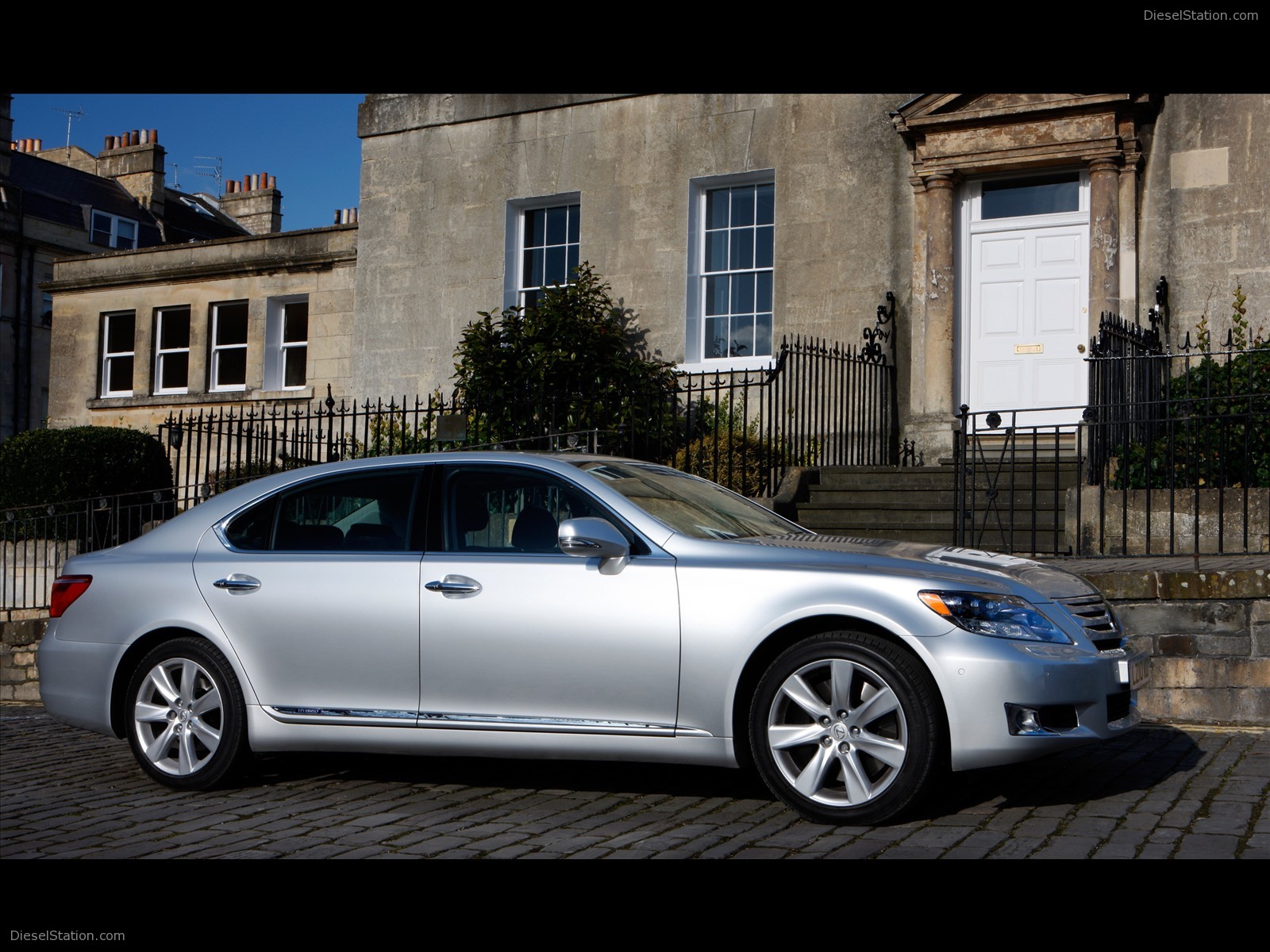 Lexus LS 600H 2010