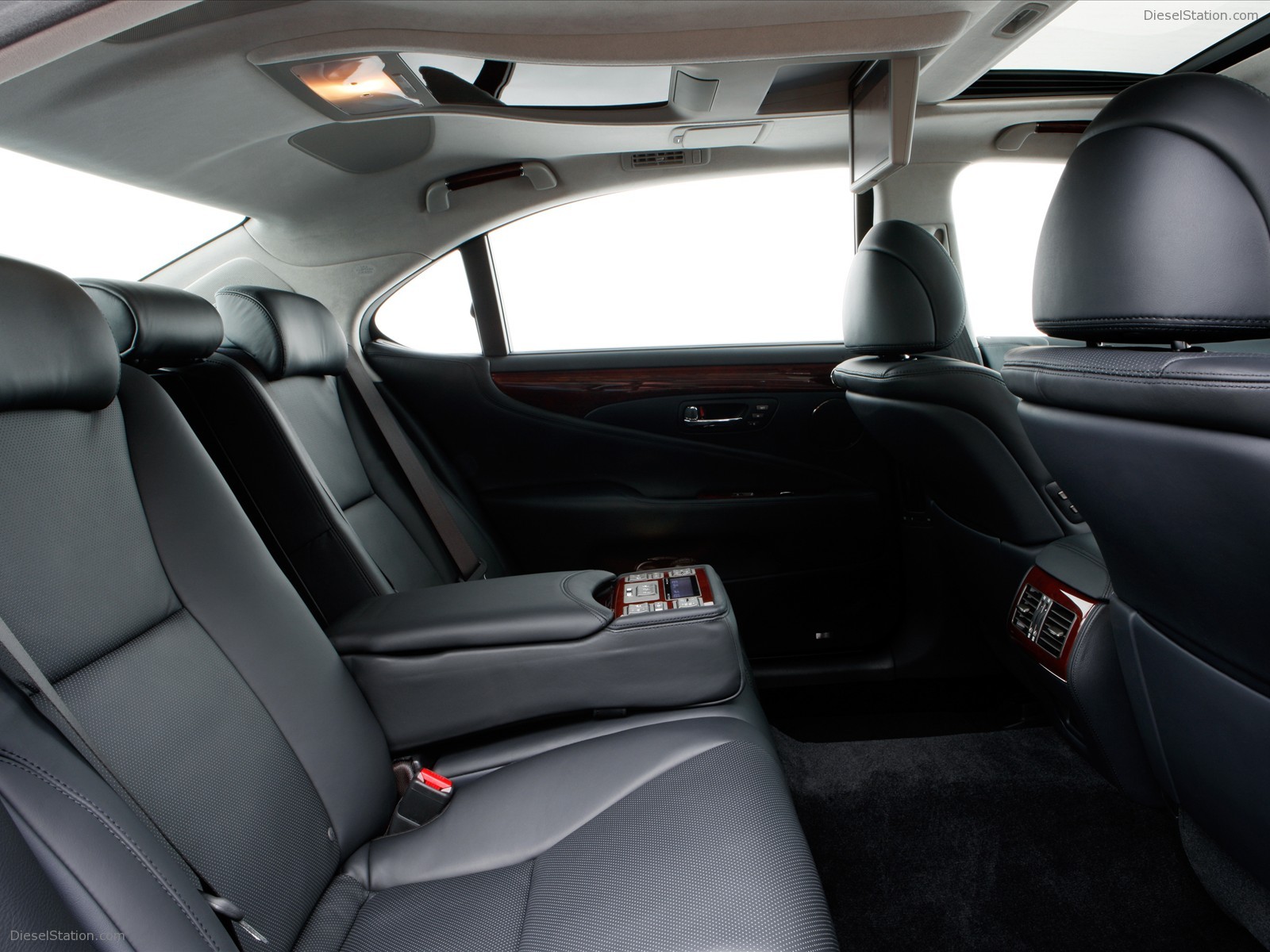 Lexus LS 600H 2010