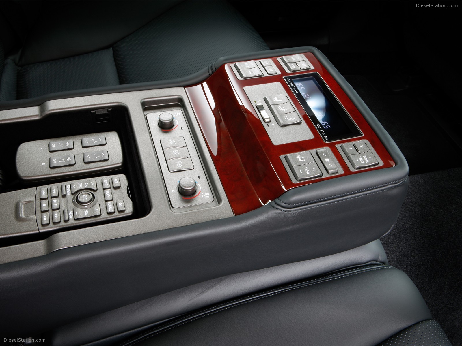 Lexus LS 600H 2010