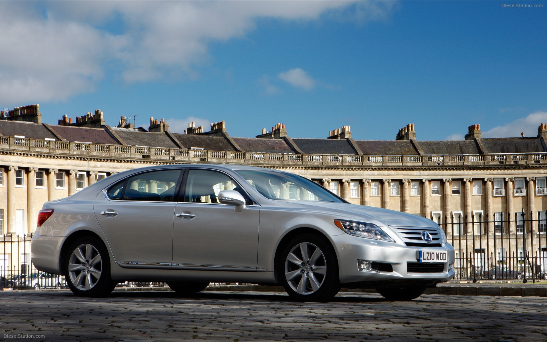 Lexus LS 600H 2010