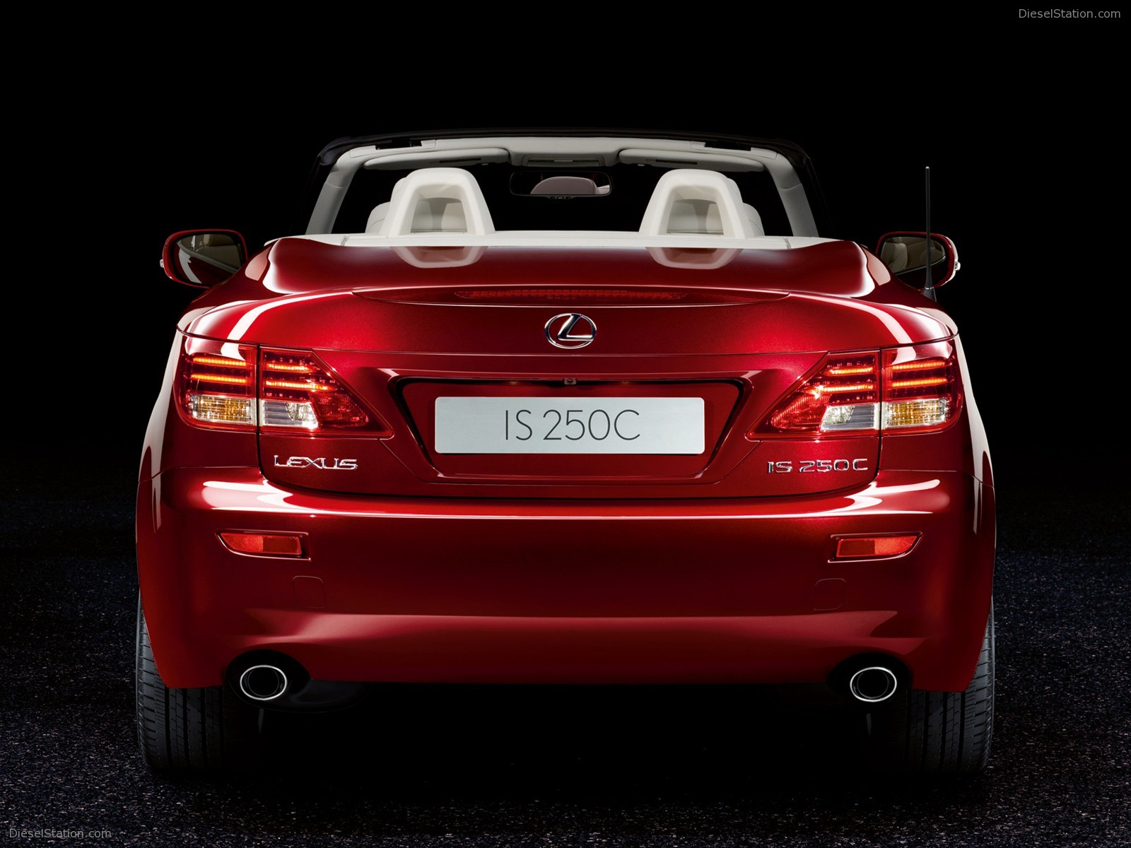 Lexus IS 250C Latest Pics