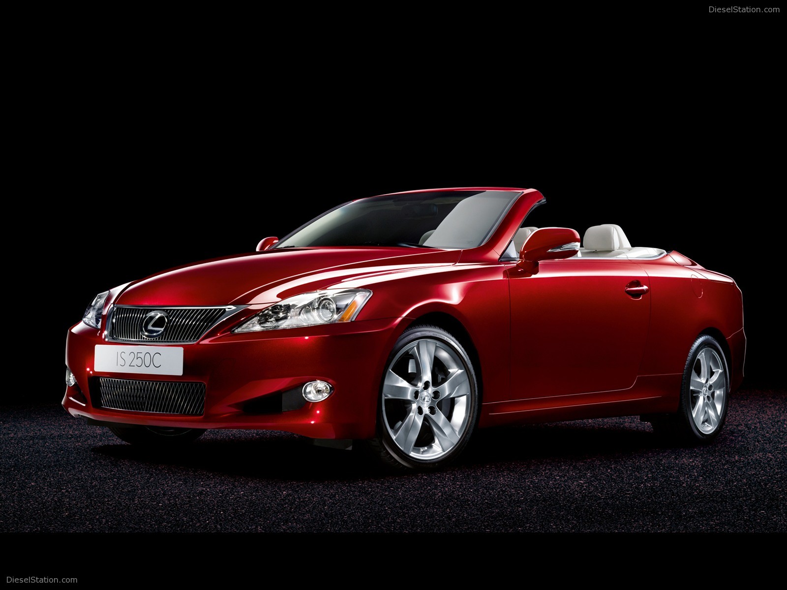 Lexus IS 250C Latest Pics