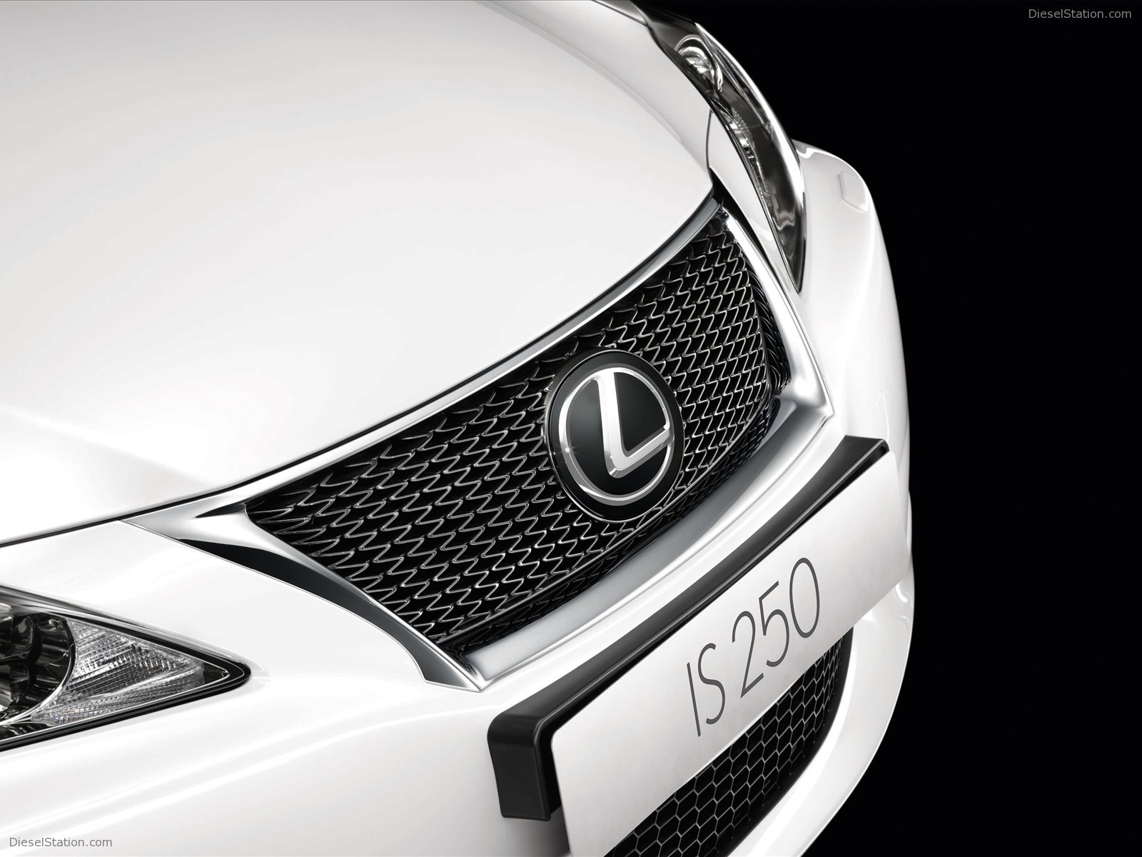 Lexus Revises The IS Range