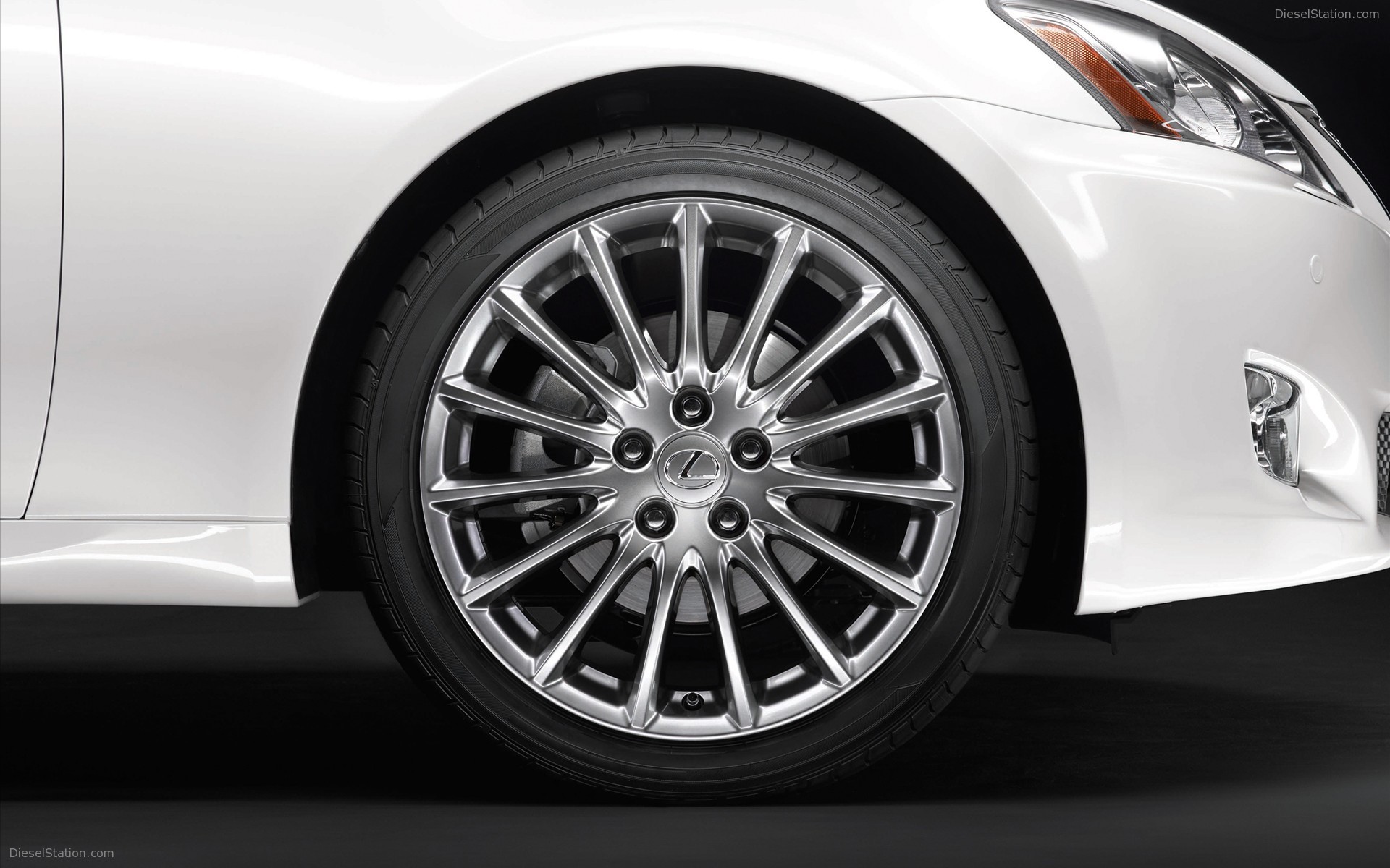 Lexus Revises The IS Range