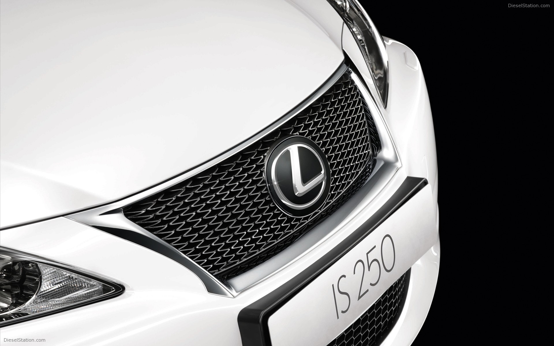 Lexus Revises The IS Range