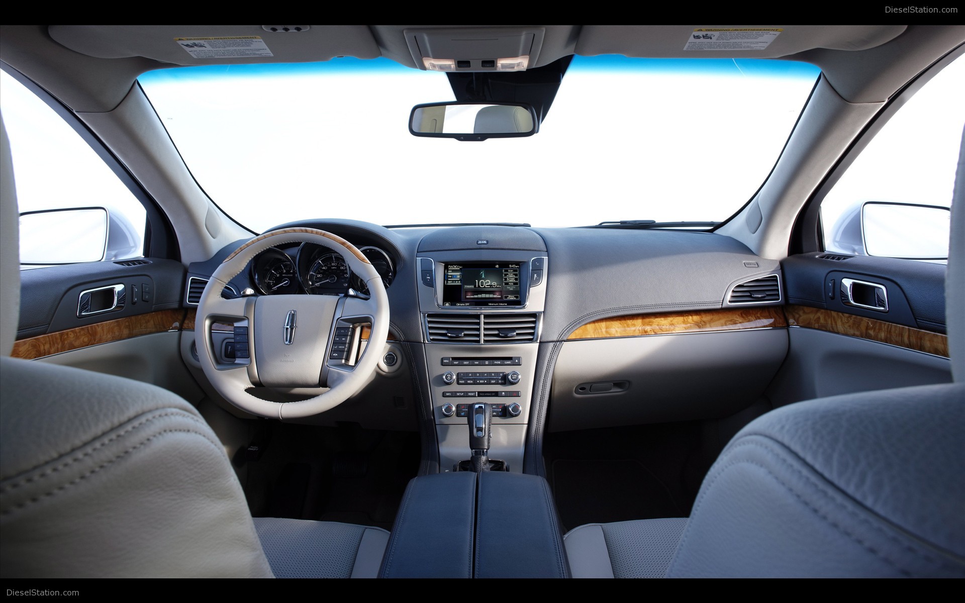2010 Lincoln MKT