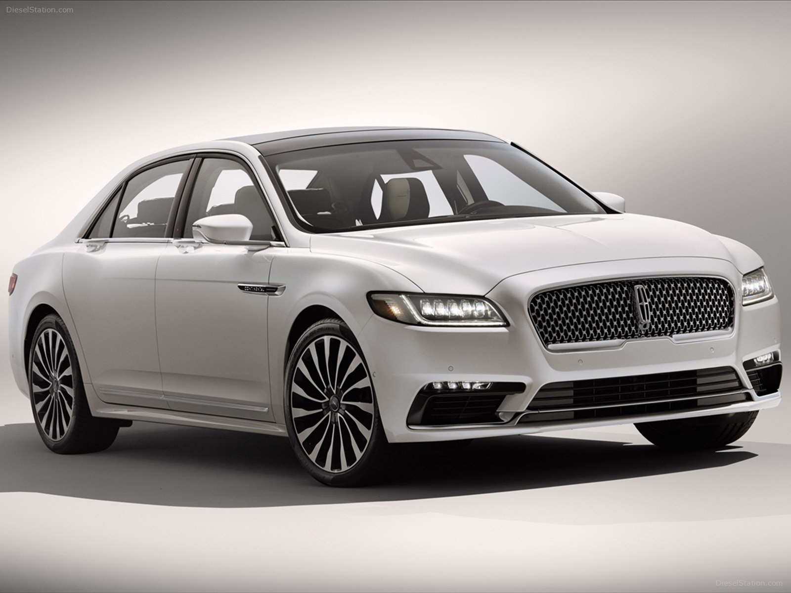Lincoln Continental 2017