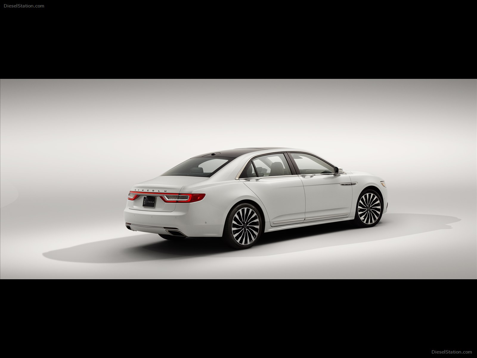 Lincoln Continental 2017