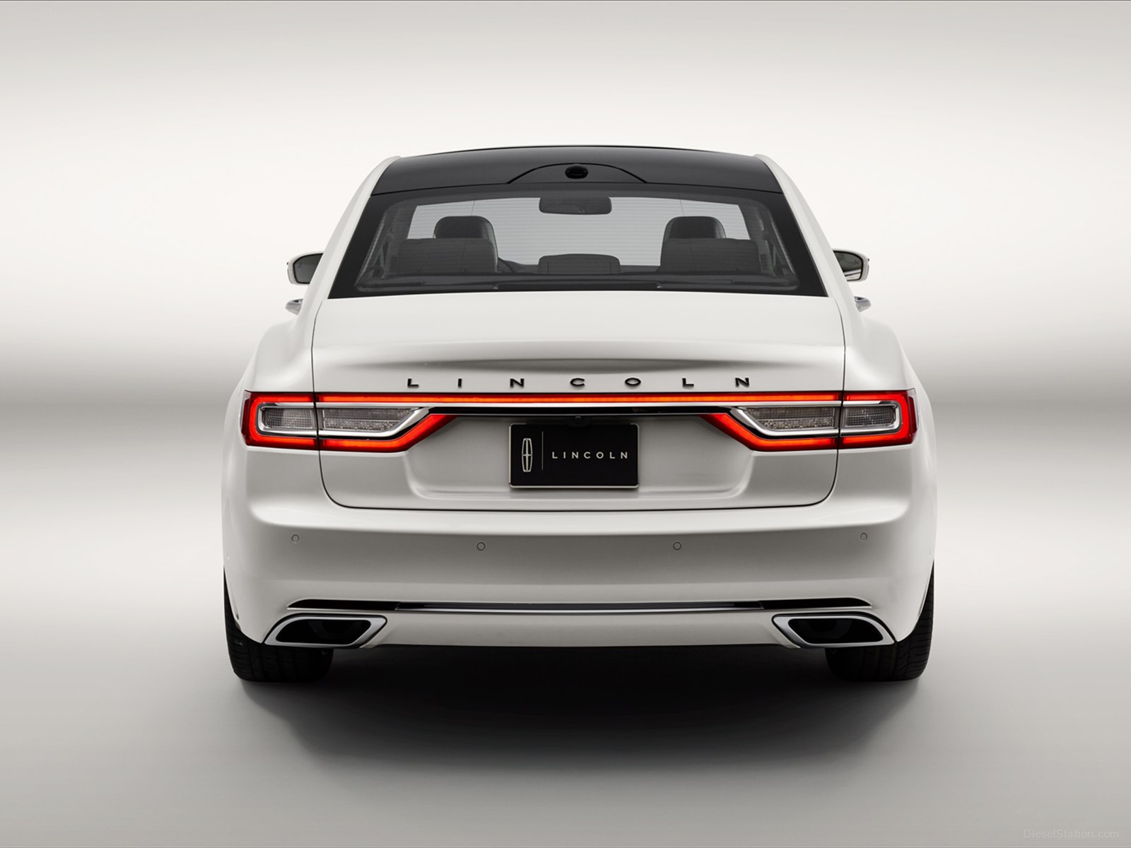 Lincoln Continental 2017