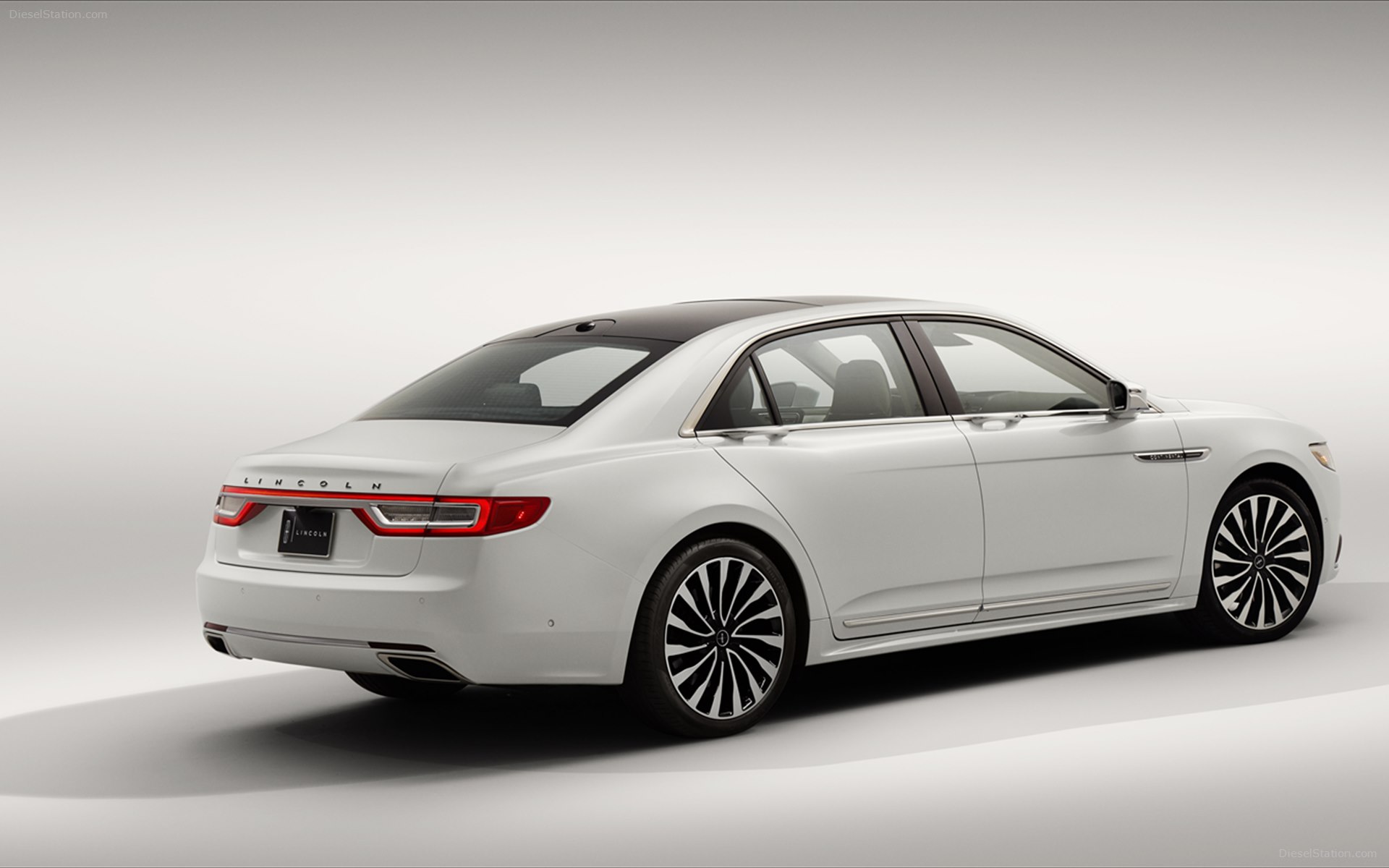 Lincoln Continental 2017