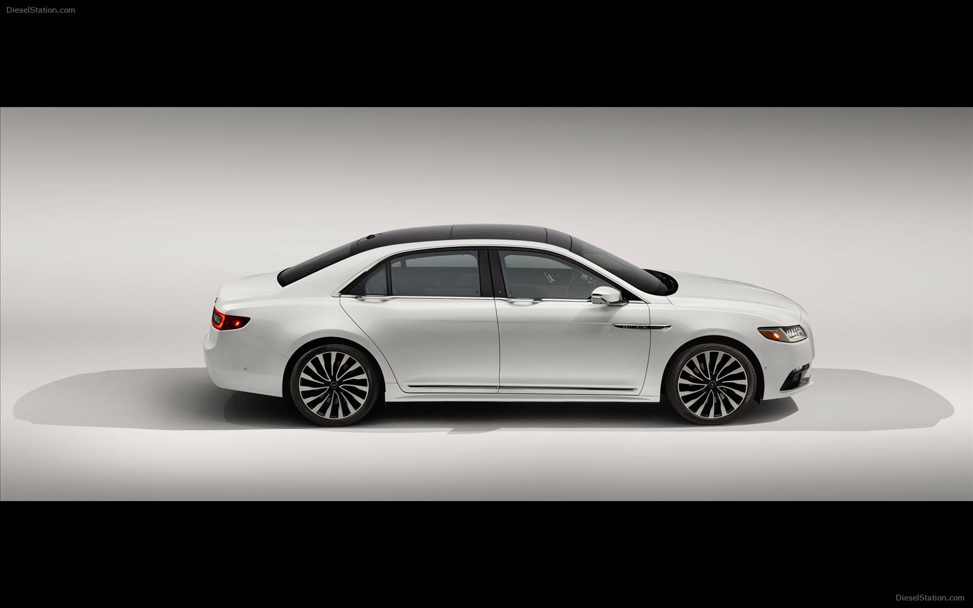 Lincoln Continental 2017