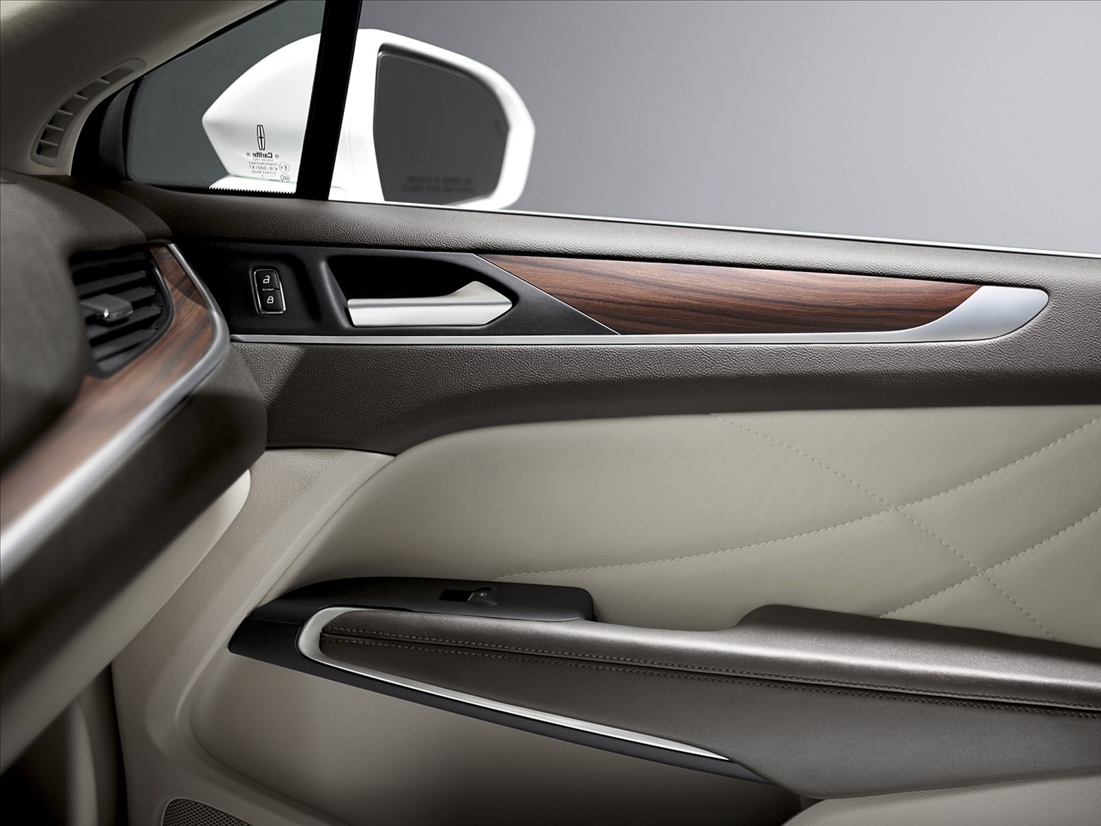 Lincoln MKC 2015