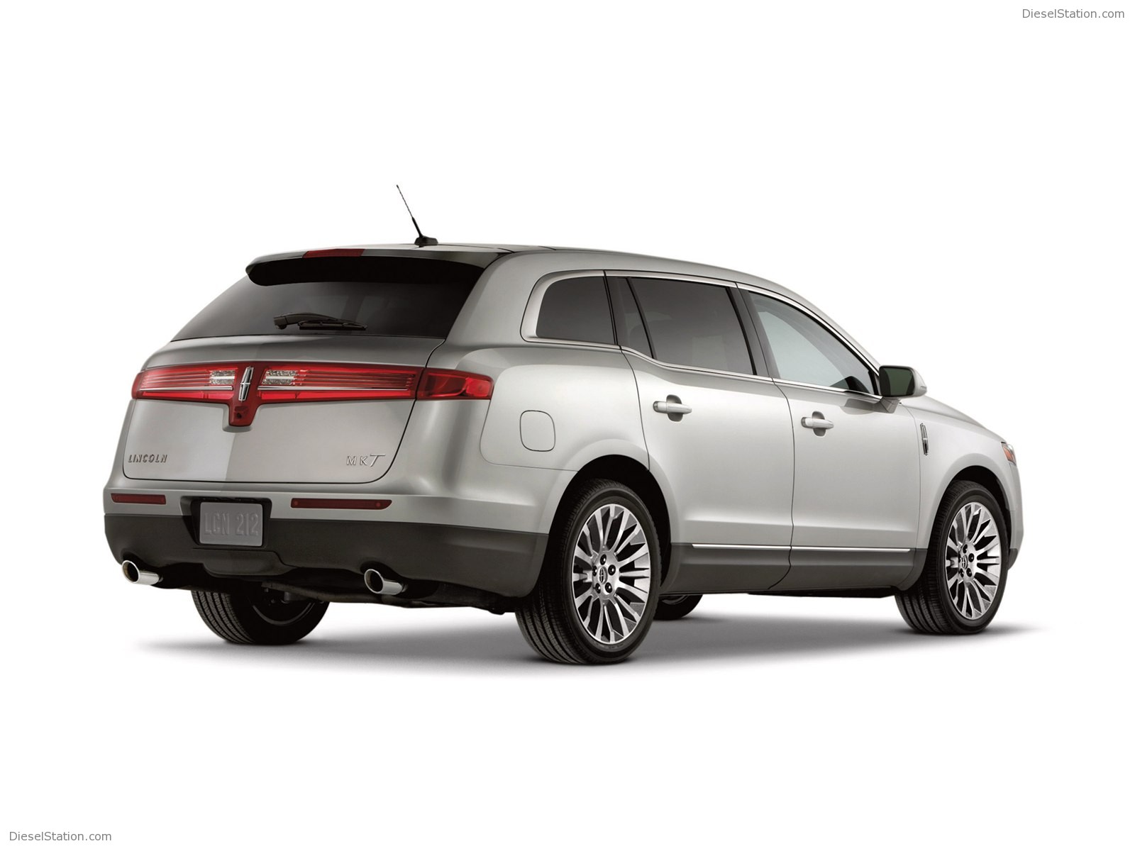 Lincoln MKT 2012