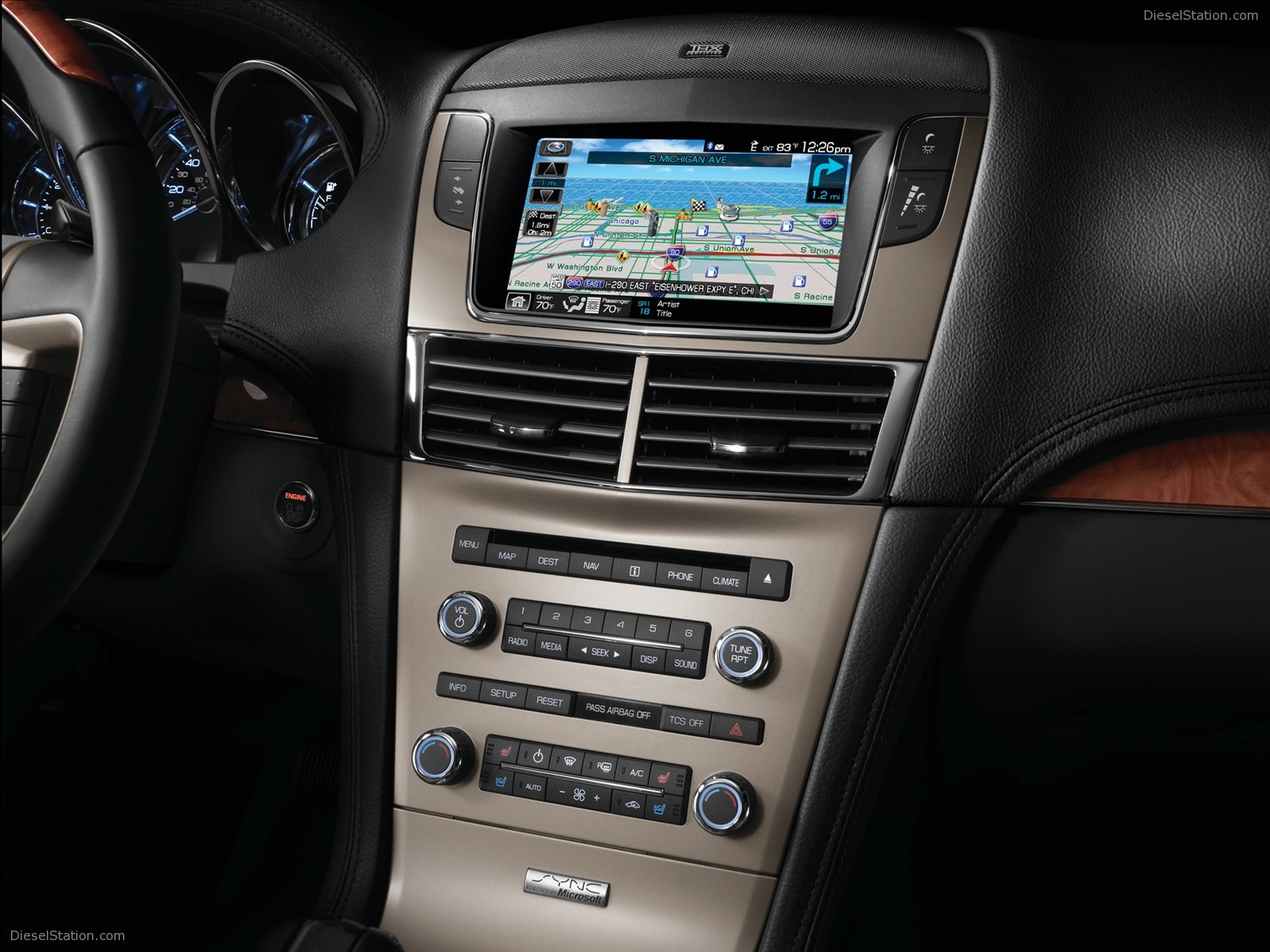 Lincoln MKT 2012