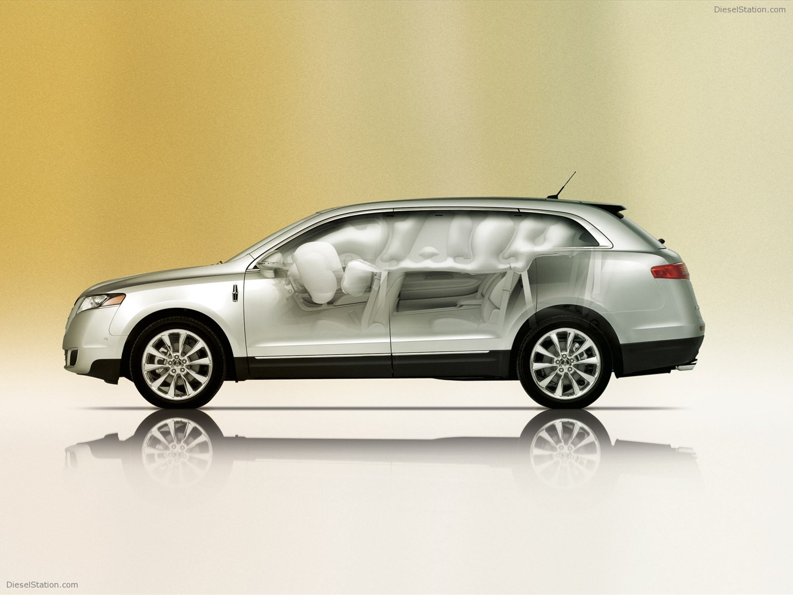Lincoln MKT 2012