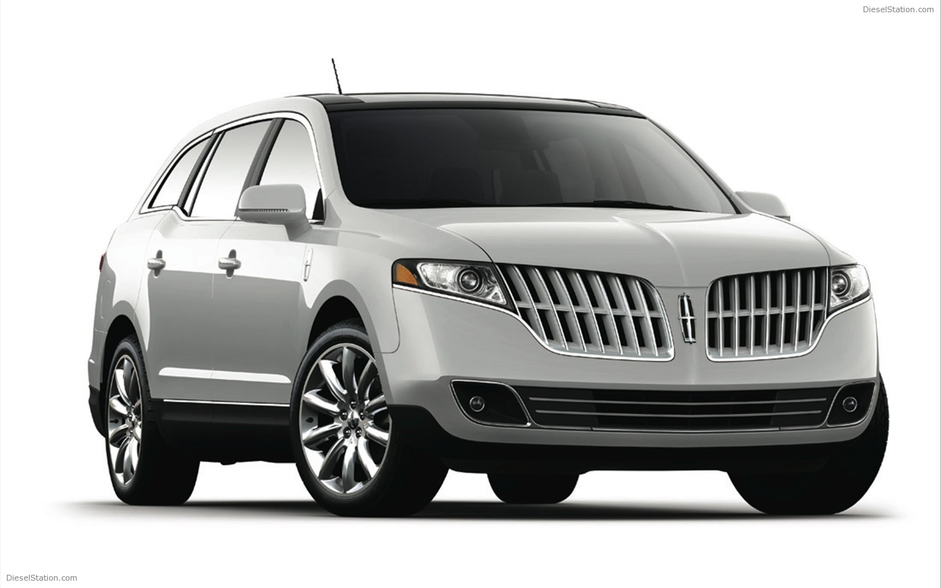 Lincoln MKT 2012