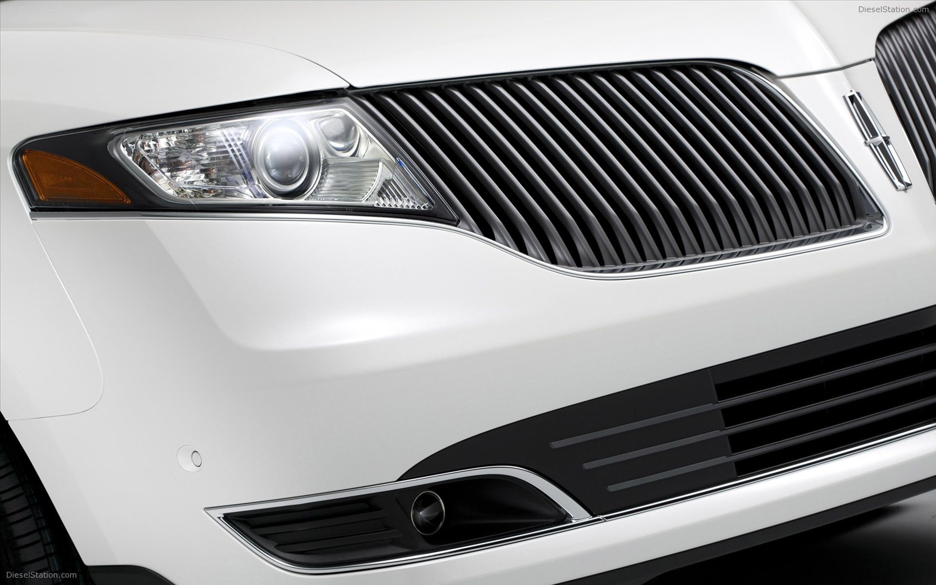 Lincoln MKT 2013