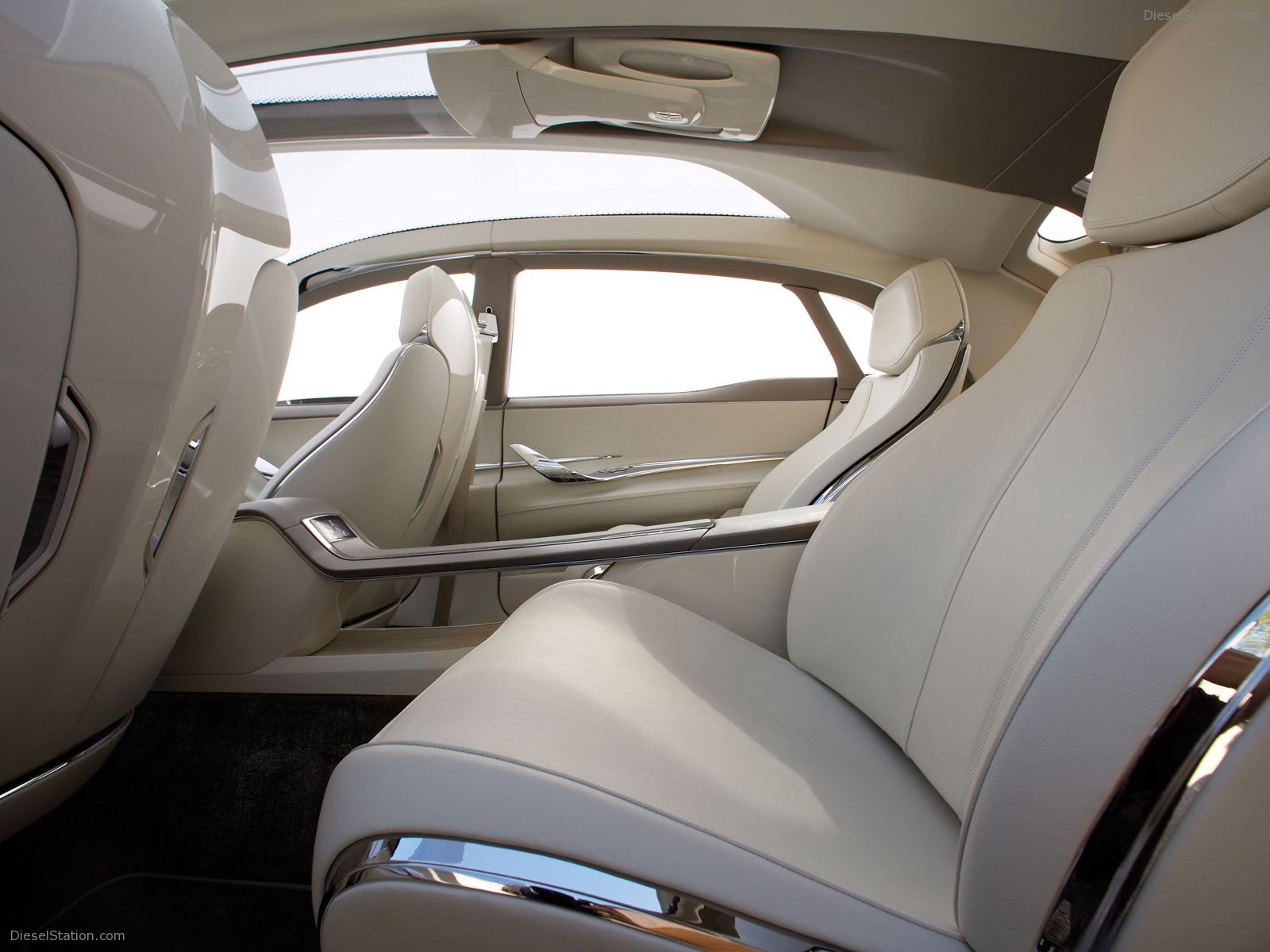Lincoln MKT Concept Pictures