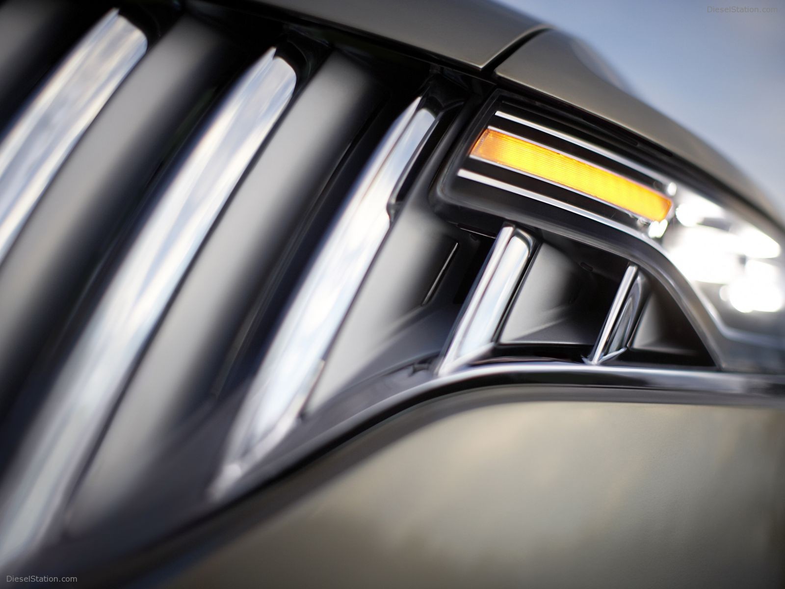 Lincoln MKT Concept Pictures