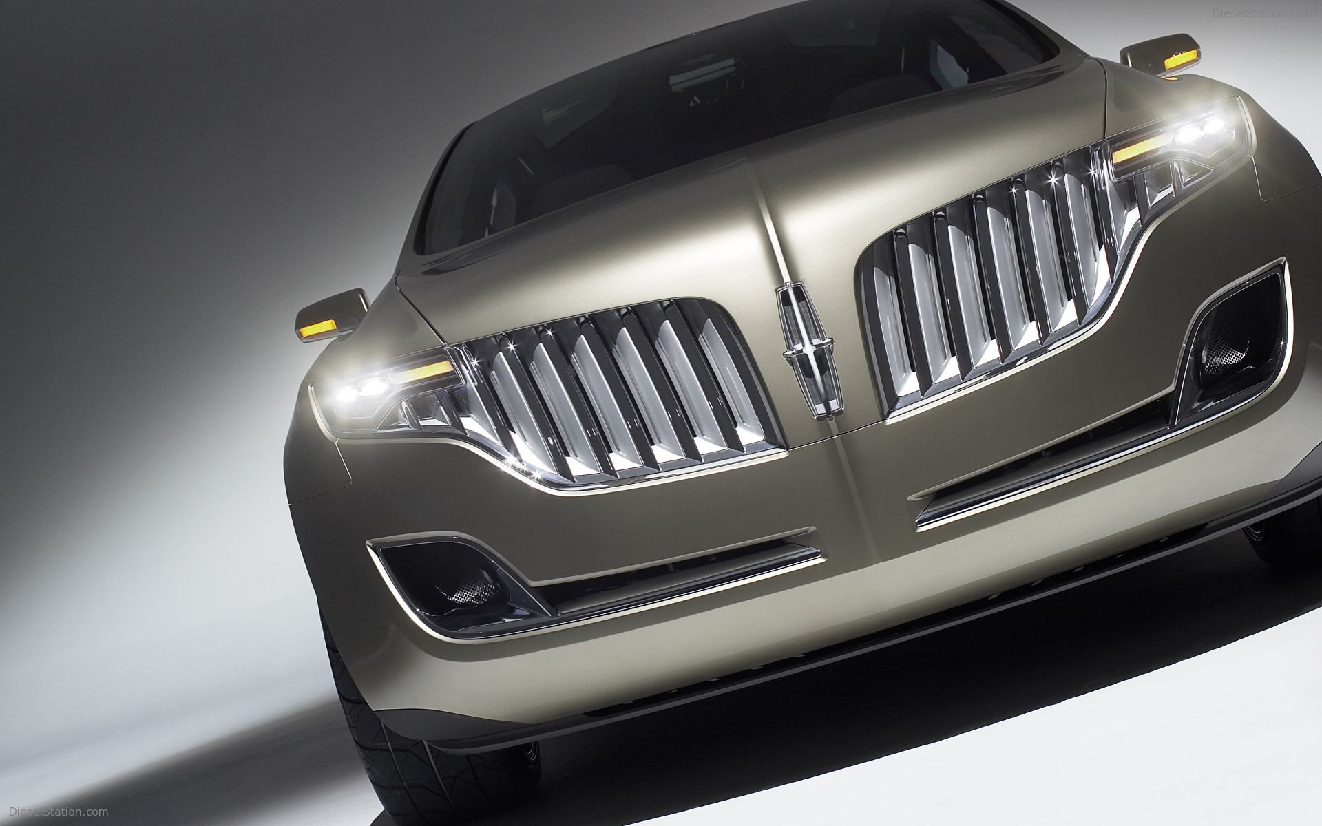 Lincoln MKT Concept Pictures