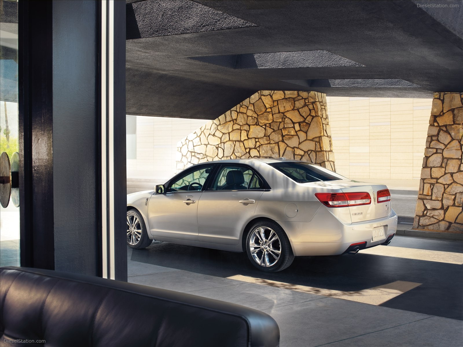 Lincoln MKZ Hybrid 2012