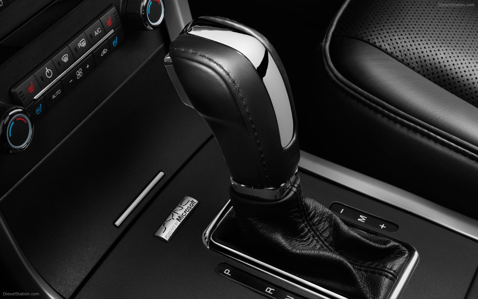 Lincoln MKZ Hybrid 2012
