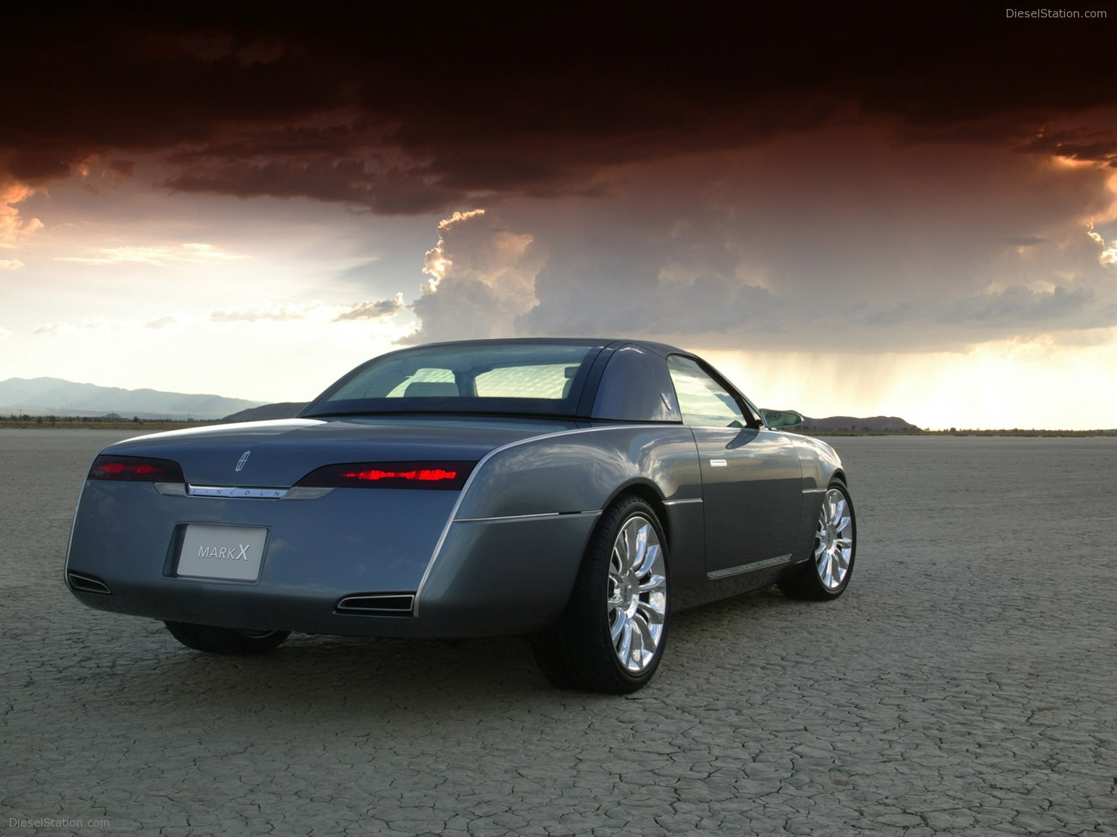 Lincoln Mark X Concept 2004