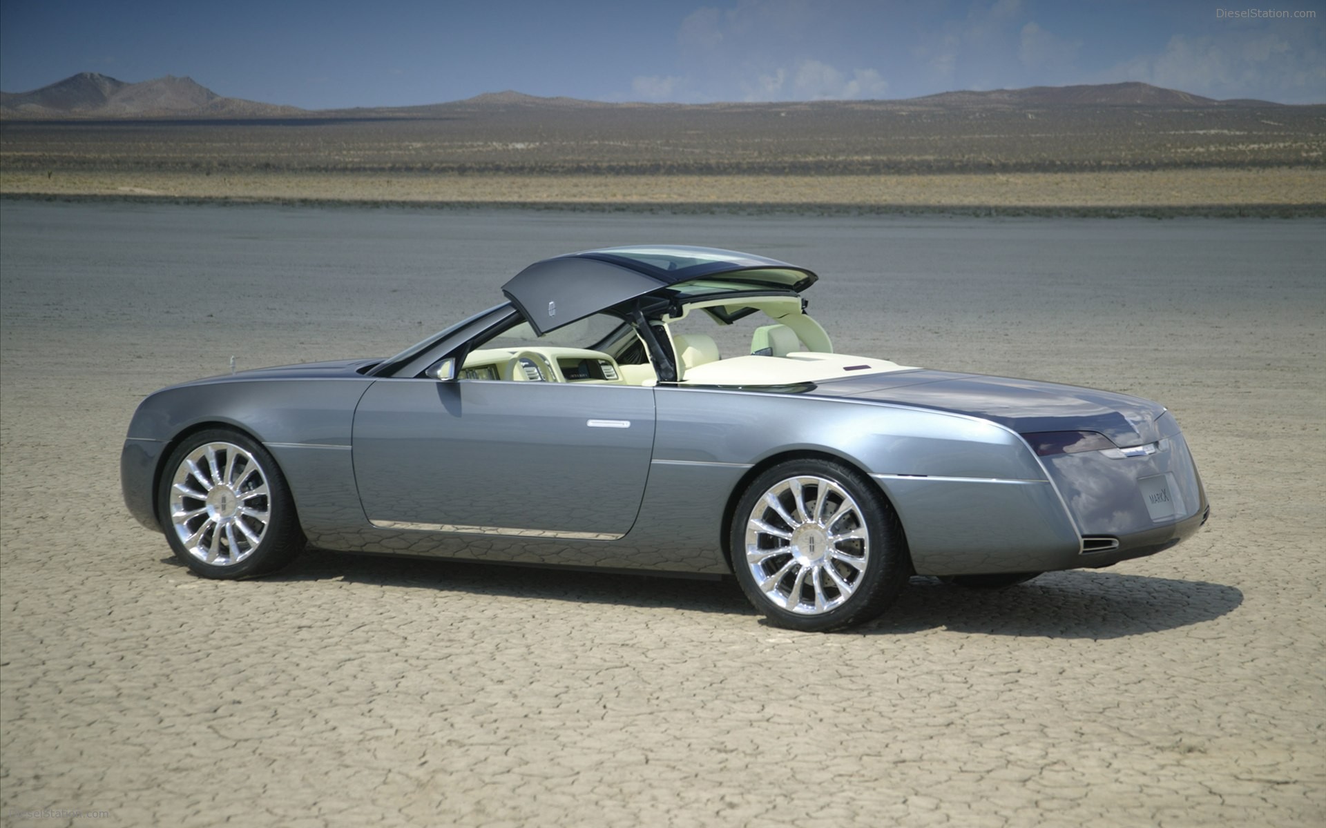 Lincoln Mark X Concept 2004