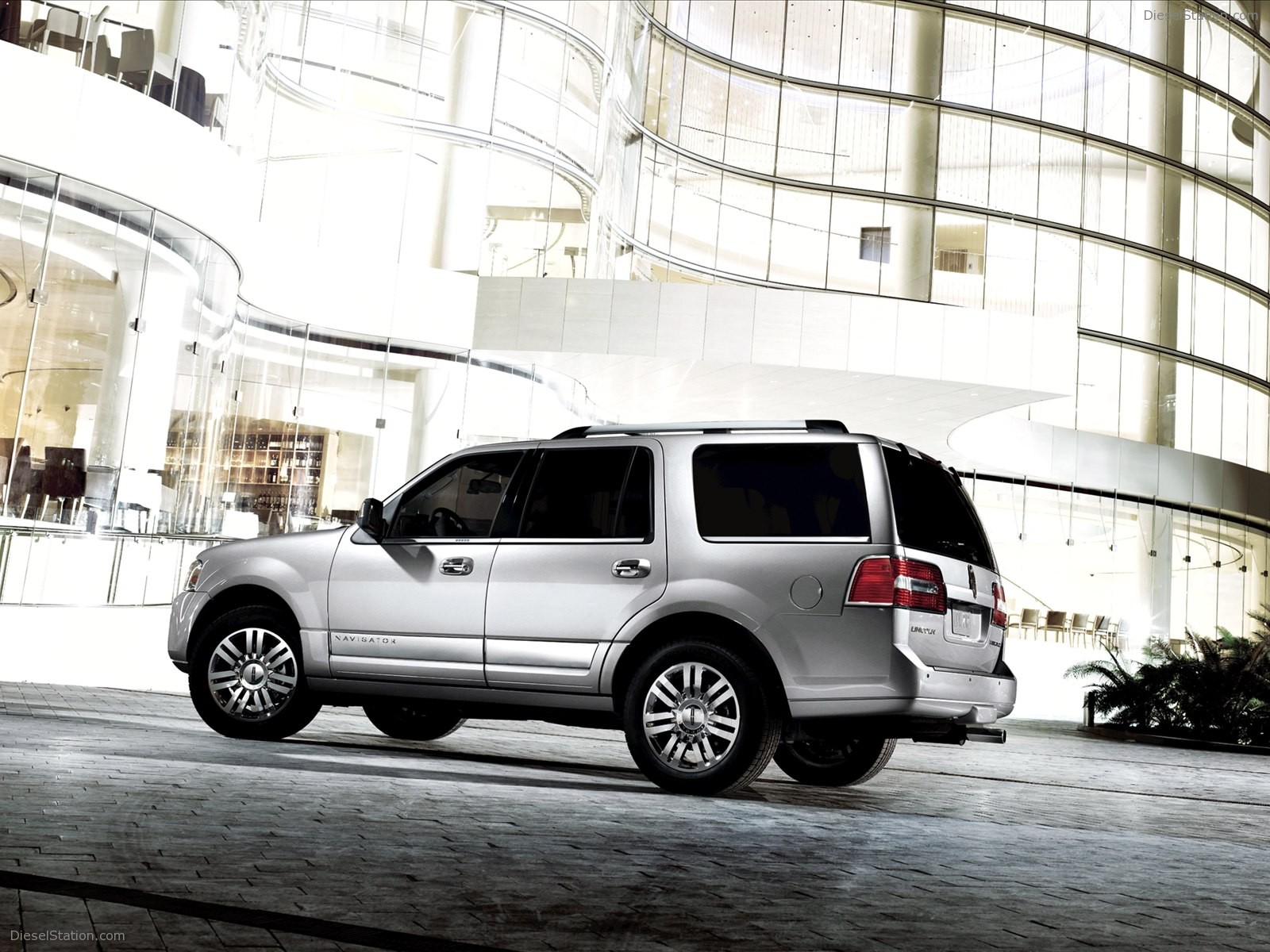 Lincoln Navigator 2012