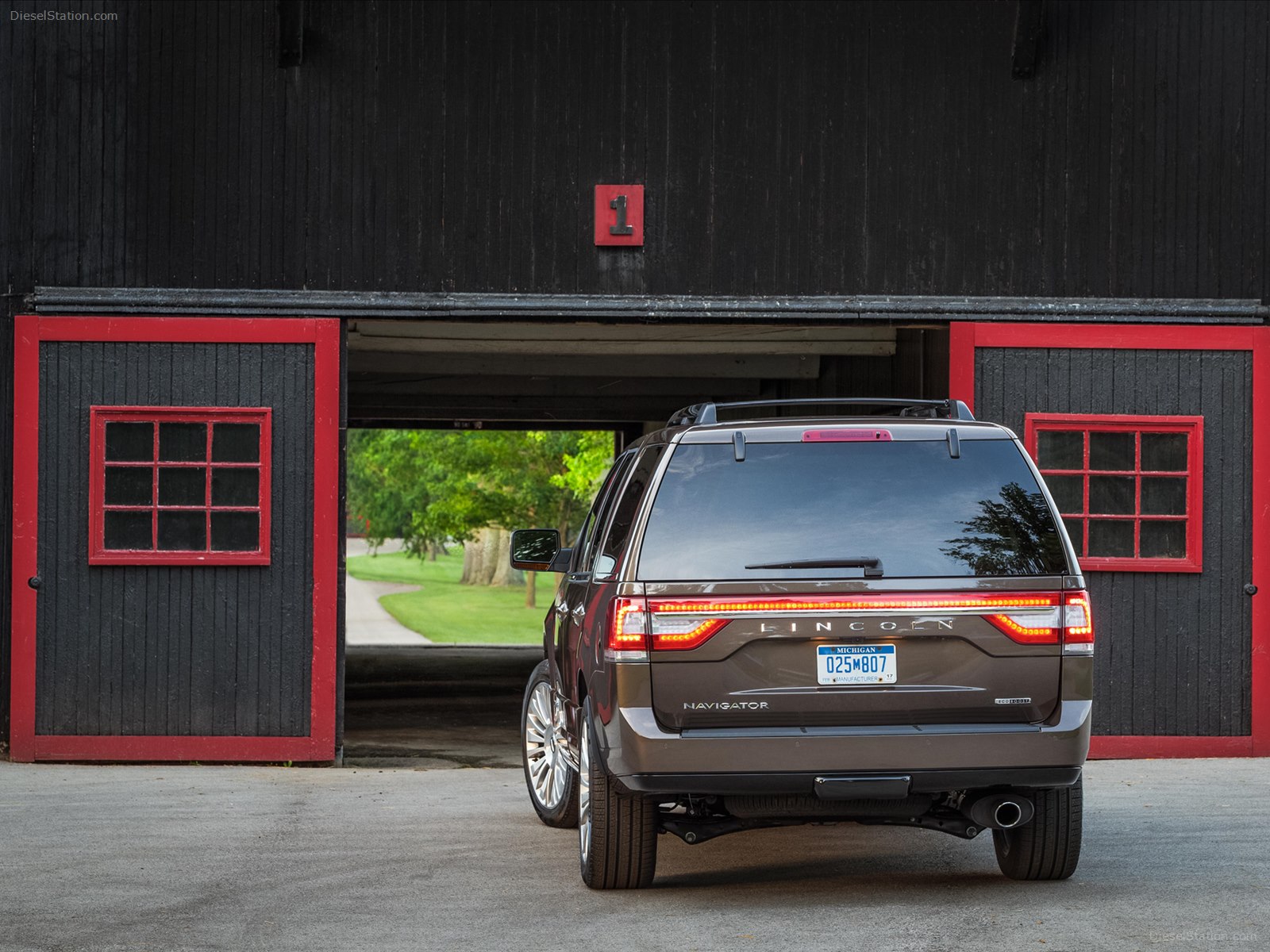 Lincoln Navigator 2015