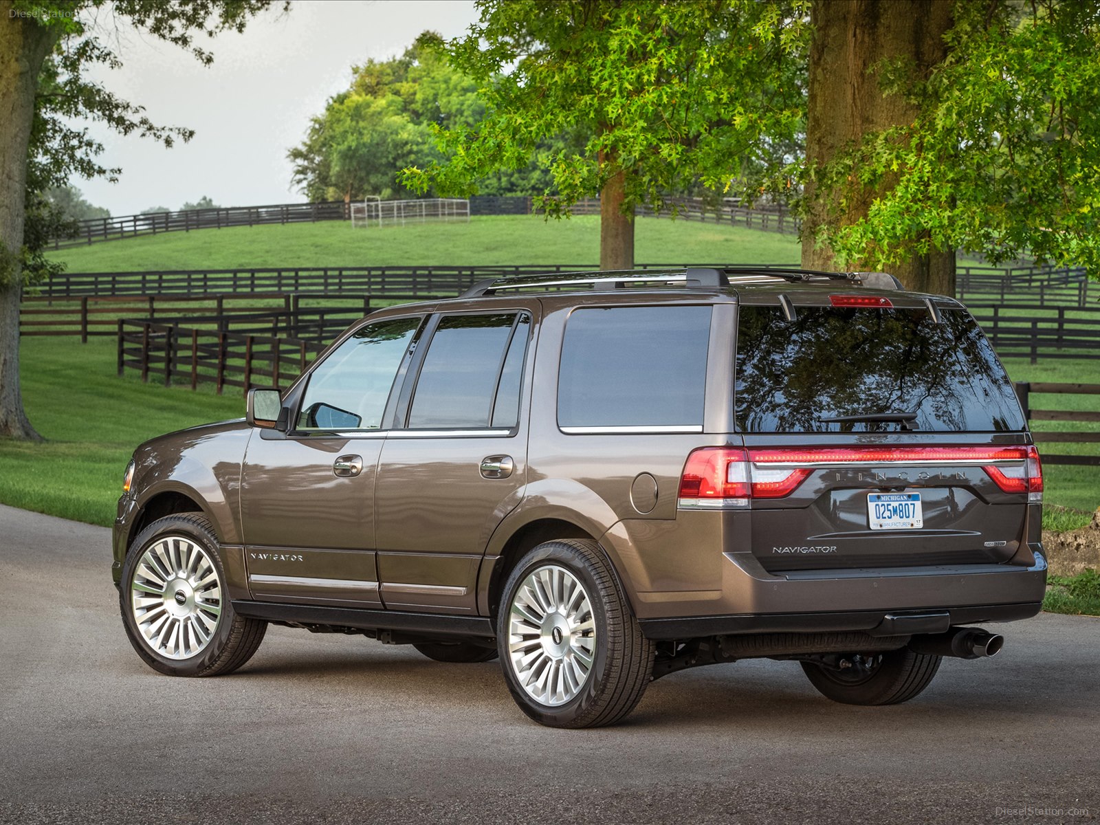 Lincoln Navigator 2015