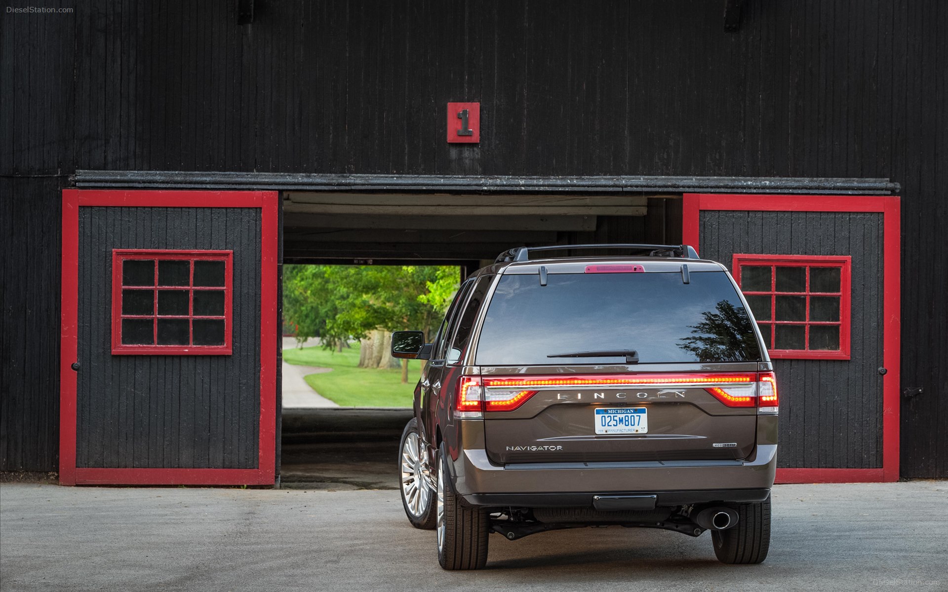 Lincoln Navigator 2015