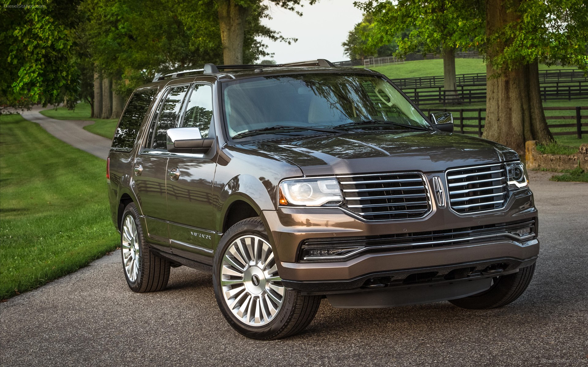 Lincoln Navigator 2015